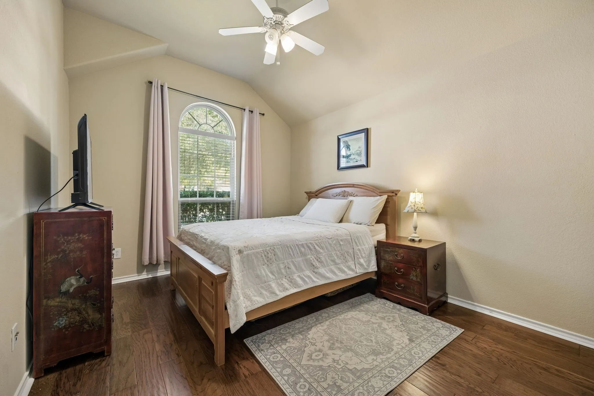 Single Family Residence For Sale in Tarrant County , 504 Valencia Drive, Arlington, Texas 76002, 4 Bedroom, 2 Bathroom, 2 Garage spaces, 2,231 Sqft, built in 2008, mls#21407662, Real Estate Agent in Arlington, Homes For Sale in Tarrant county, Homes For Sale in Arlington, Realtor in Arlington Texas, Real Estate Brokerage Independent Realty Texas, Luminita Cordes Realtor