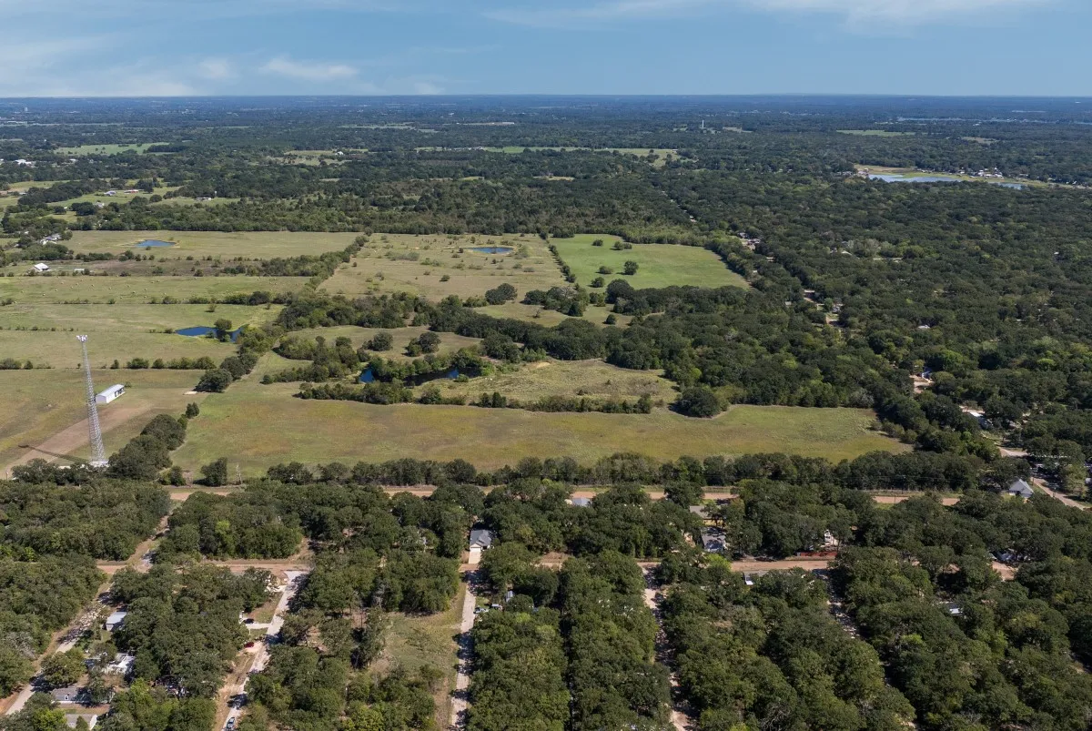 Unimproved Land For Sale in Henderson County , 000 Double Bridge Road, Mabank, Texas 75156, 0, 0, Garage spaces, 0 Sqft, built in 0, mls#21406780, Real Estate Agent in Mabank, Homes For Sale in Henderson county, Homes For Sale in Mabank, Realtor in Mabank Texas, Real Estate Brokerage Independent Realty Texas, Luminita Cordes Realtor