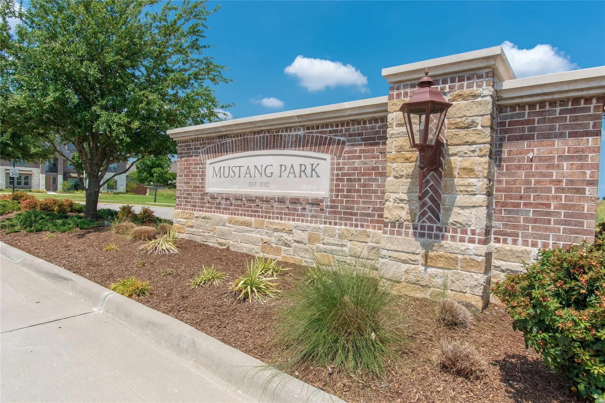Townhouse For Rent in Denton County , 4687A Dozier Road A, Carrollton, Texas 75010, 3 Bedroom, 3 Bathroom, 2 Garage spaces, 1,984 Sqft, built in 2018, mls#21402913, Real Estate Agent in Carrollton, Homes For Rent in Denton county, Homes For Rent in Carrollton, Realtor in Carrollton Texas, Real Estate Brokerage Independent Realty Texas, Luminita Cordes Realtor