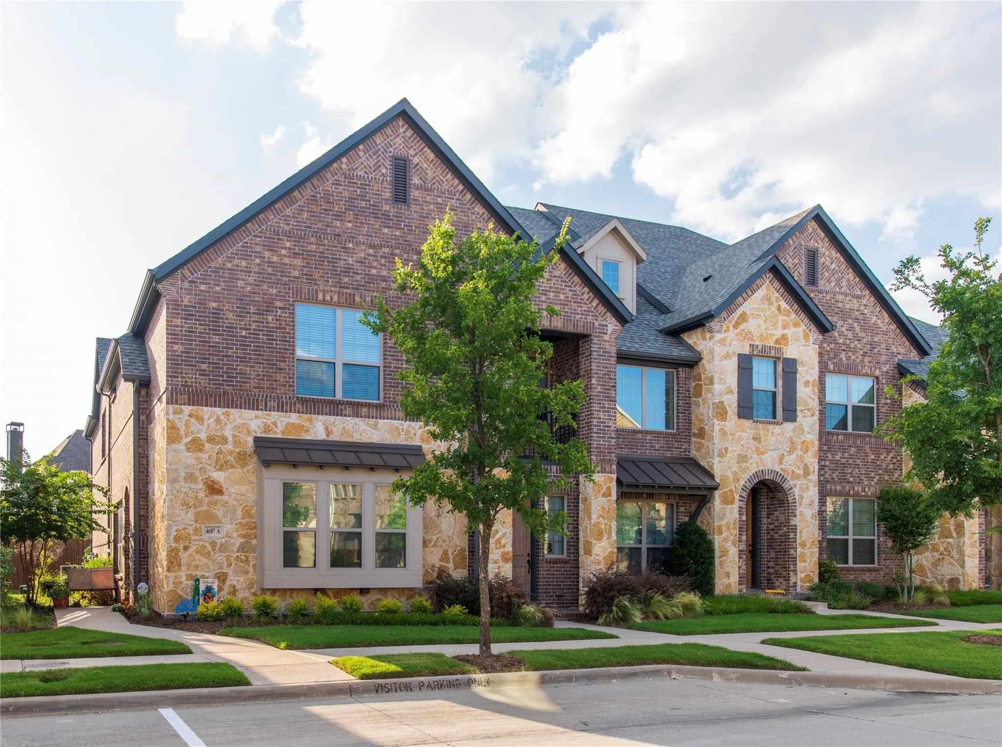 Townhouse For Rent