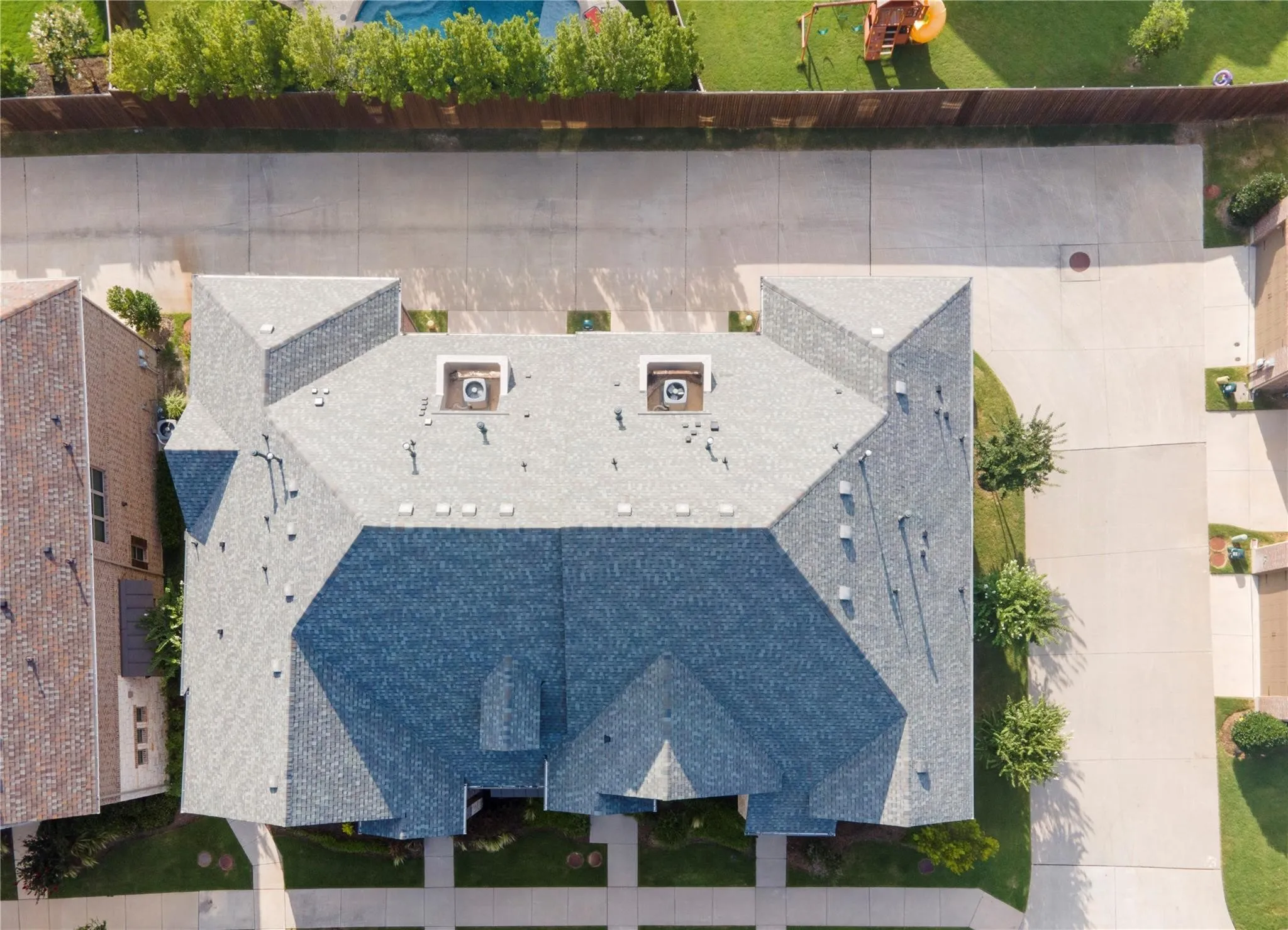 Townhouse For Rent in Denton County , 4687A Dozier Road A, Carrollton, Texas 75010, 3 Bedroom, 3 Bathroom, 2 Garage spaces, 1,984 Sqft, built in 2018, mls#21402913, Real Estate Agent in Carrollton, Homes For Rent in Denton county, Homes For Rent in Carrollton, Realtor in Carrollton Texas, Real Estate Brokerage Independent Realty Texas, Luminita Cordes Realtor