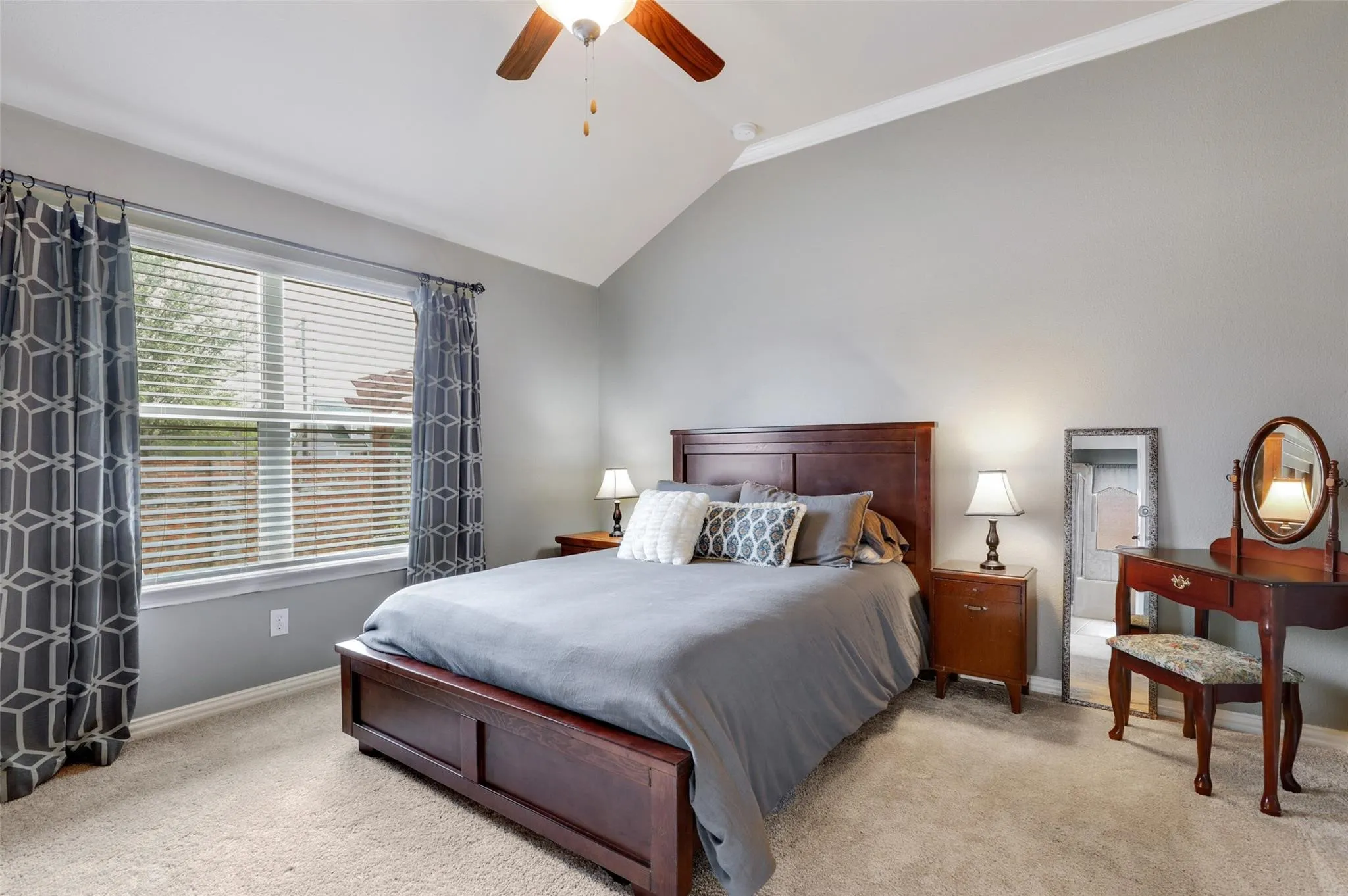 Single Family Residence For Sale in Denton County , 12116 Knots Lane, Frisco, Texas 75036, 4 Bedroom, 2 Bathroom, 2 Garage spaces, 2,013 Sqft, built in 2012, mls#21407759, Real Estate Agent in Frisco, Homes For Sale in Denton county, Homes For Sale in Frisco, Realtor in Frisco Texas, Real Estate Brokerage Independent Realty Texas, Luminita Cordes Realtor