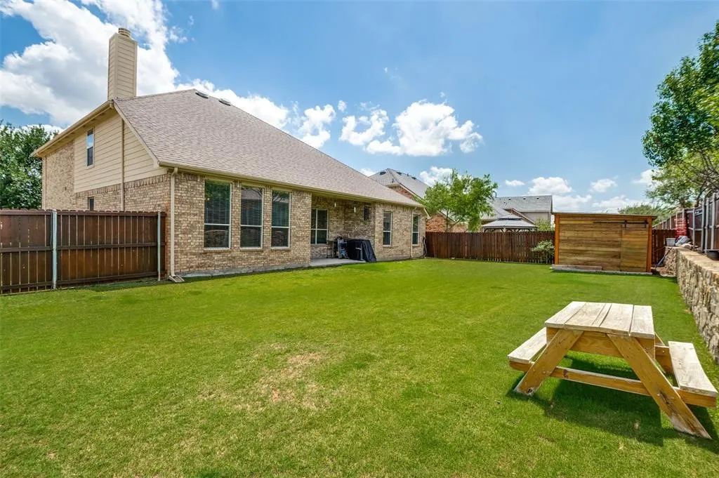 Single Family Residence For Rent in Denton County , 2641 Tradewinds Drive, Little Elm, Texas 75068, 4 Bedroom, 3 Bathroom, 2 Garage spaces, 3,030 Sqft, built in 2006, mls#21407583, Real Estate Agent in Little Elm, Homes For Rent in Denton county, Homes For Rent in Little Elm, Realtor in Little Elm Texas, Real Estate Brokerage Independent Realty Texas, Luminita Cordes Realtor