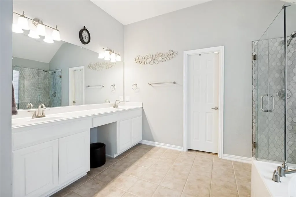 Single Family Residence For Rent in Denton County , 2641 Tradewinds Drive, Little Elm, Texas 75068, 4 Bedroom, 3 Bathroom, 2 Garage spaces, 3,030 Sqft, built in 2006, mls#21407583, Real Estate Agent in Little Elm, Homes For Rent in Denton county, Homes For Rent in Little Elm, Realtor in Little Elm Texas, Real Estate Brokerage Independent Realty Texas, Luminita Cordes Realtor