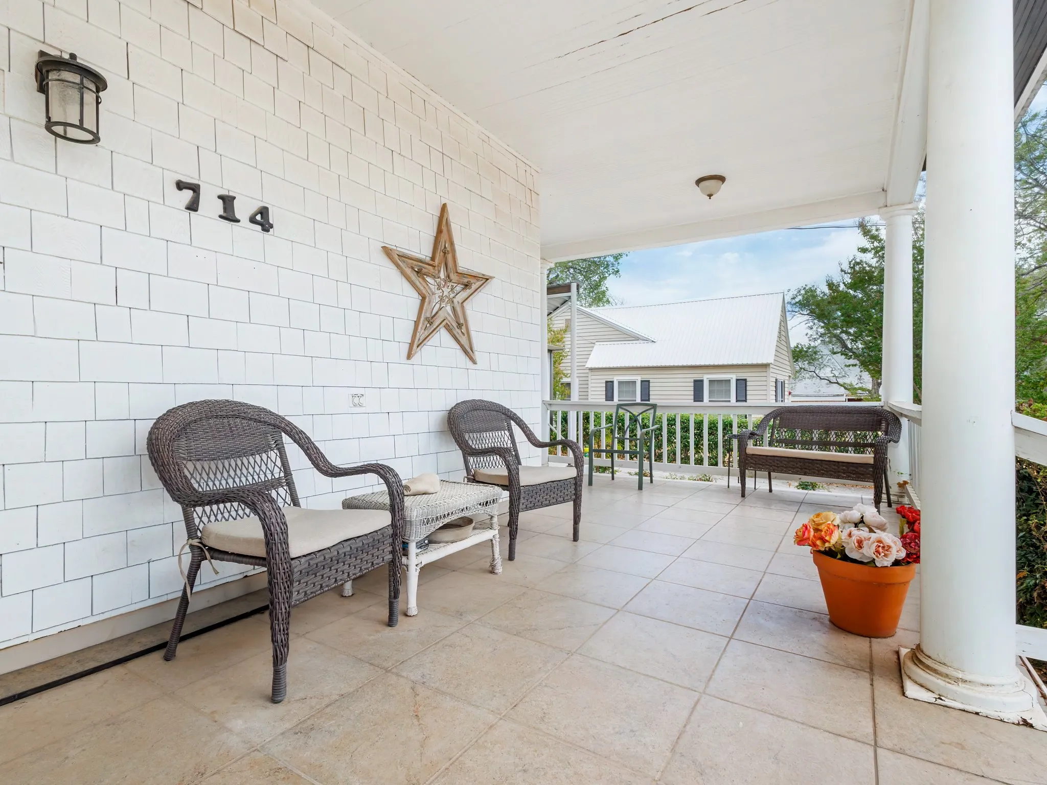 Single Family Residence For Sale in Coleman County , 714 W College Avenue, Coleman, Texas 76834, 3 Bedroom, 2 Bathroom, 1 Garage spaces, 1,570 Sqft, built in 1935, mls#21406051, Real Estate Agent in Coleman, Homes For Sale in Coleman county, Homes For Sale in Coleman, Realtor in Coleman Texas, Real Estate Brokerage Independent Realty Texas, Luminita Cordes Realtor