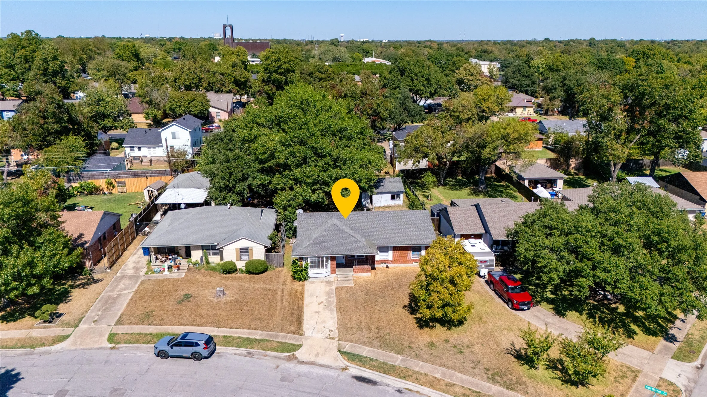 Single Family Residence For Sale in Dallas County , 2823 San Marcus Avenue, Dallas, Texas 75228, 4 Bedroom, 1 Bathroom, Garage spaces, 1,536 Sqft, built in 1955, mls#21407811, Real Estate Agent in Dallas, Homes For Sale in Dallas county, Homes For Sale in Dallas, Realtor in Dallas Texas, Real Estate Brokerage Independent Realty Texas, Luminita Cordes Realtor