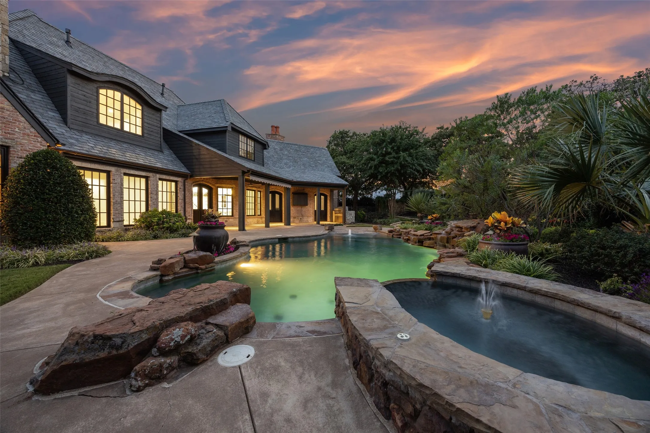 Single Family Residence For Sale in Tarrant County , 2000 White Wing Cove, Westlake, Texas 76262, 4 Bedroom, 5 Bathroom, 3 Garage spaces, 5,732 Sqft, built in 2004, mls#21407813, Real Estate Agent in Westlake, Homes For Sale in Tarrant county, Homes For Sale in Westlake, Realtor in Westlake Texas, Real Estate Brokerage Independent Realty Texas, Luminita Cordes Realtor
