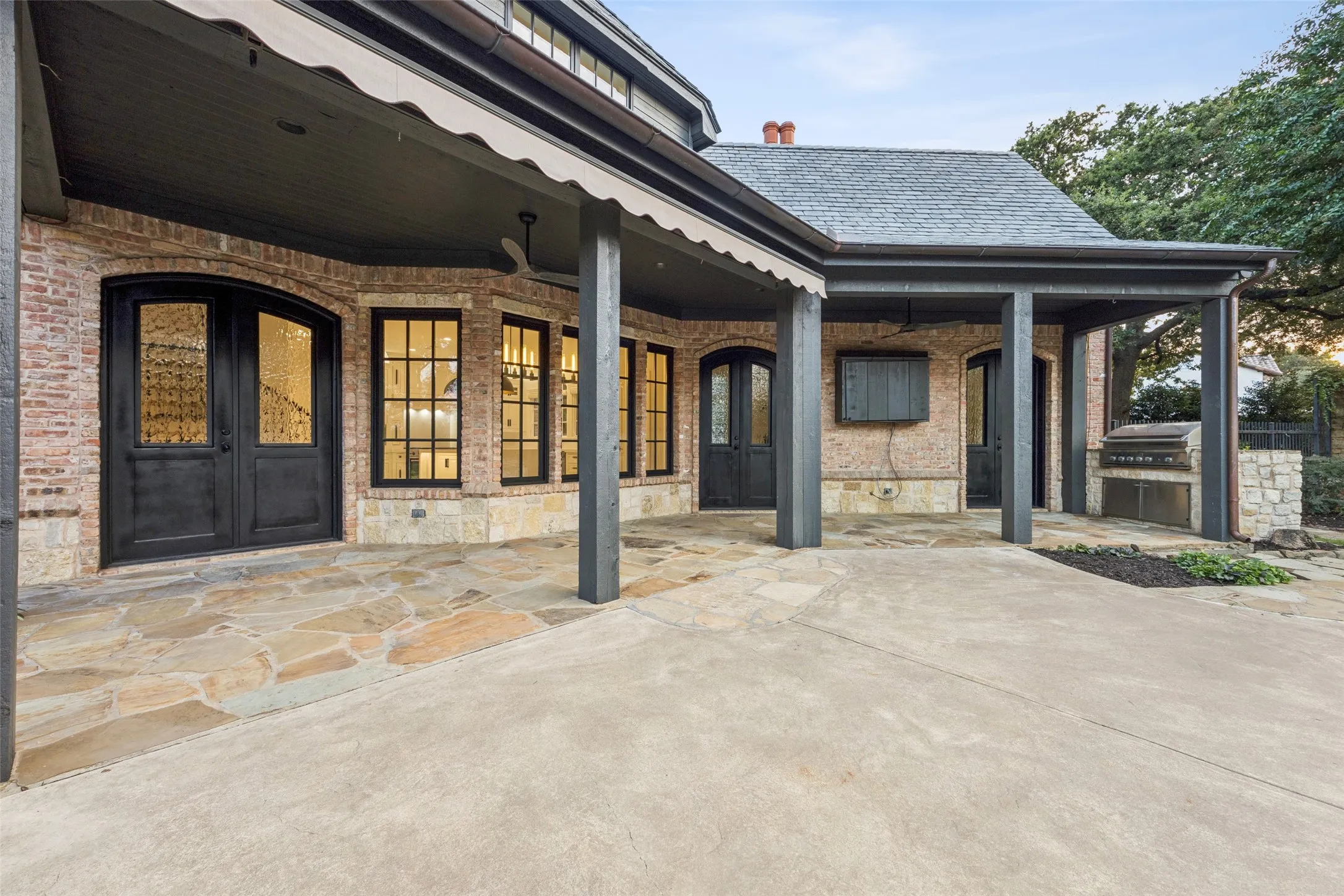Single Family Residence For Sale in Tarrant County , 2000 White Wing Cove, Westlake, Texas 76262, 4 Bedroom, 5 Bathroom, 3 Garage spaces, 5,732 Sqft, built in 2004, mls#21407813, Real Estate Agent in Westlake, Homes For Sale in Tarrant county, Homes For Sale in Westlake, Realtor in Westlake Texas, Real Estate Brokerage Independent Realty Texas, Luminita Cordes Realtor