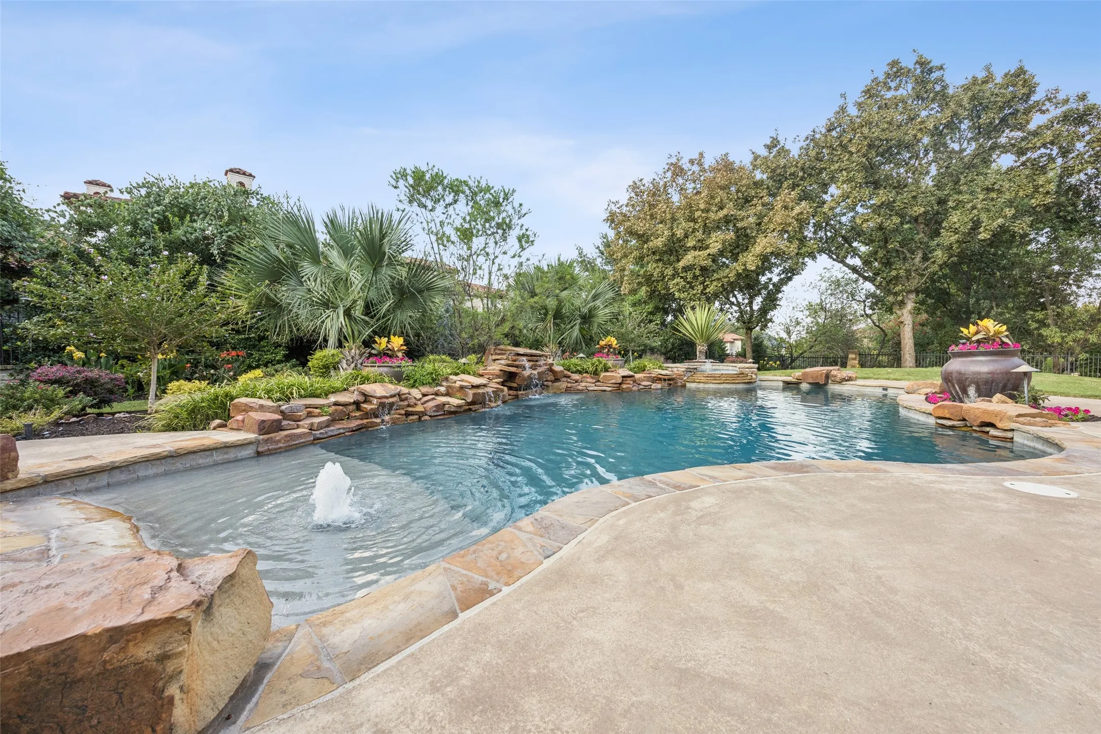 Single Family Residence For Sale in Tarrant County , 2000 White Wing Cove, Westlake, Texas 76262, 4 Bedroom, 5 Bathroom, 3 Garage spaces, 5,732 Sqft, built in 2004, mls#21407813, Real Estate Agent in Westlake, Homes For Sale in Tarrant county, Homes For Sale in Westlake, Realtor in Westlake Texas, Real Estate Brokerage Independent Realty Texas, Luminita Cordes Realtor
