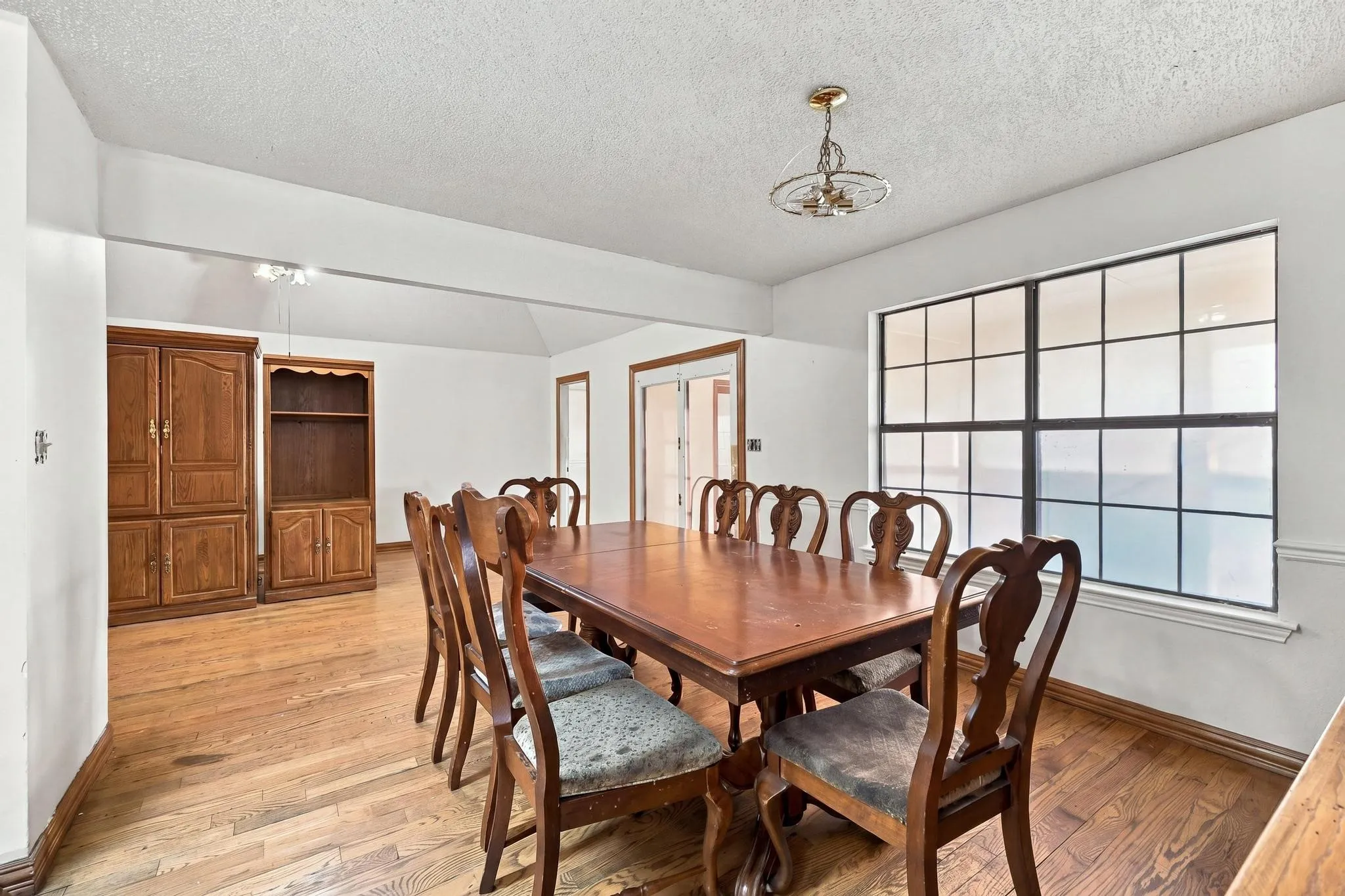 Single Family Residence For Sale in Rains County , 338 Egret Circle, East Tawakoni, Texas 75472, 4 Bedroom, 2 Bathroom, Garage spaces, 1,527 Sqft, built in 1989, mls#21405022, Real Estate Agent in East Tawakoni, Homes For Sale in Rains county, Homes For Sale in East Tawakoni, Realtor in East Tawakoni Texas, Real Estate Brokerage Independent Realty Texas, Luminita Cordes Realtor