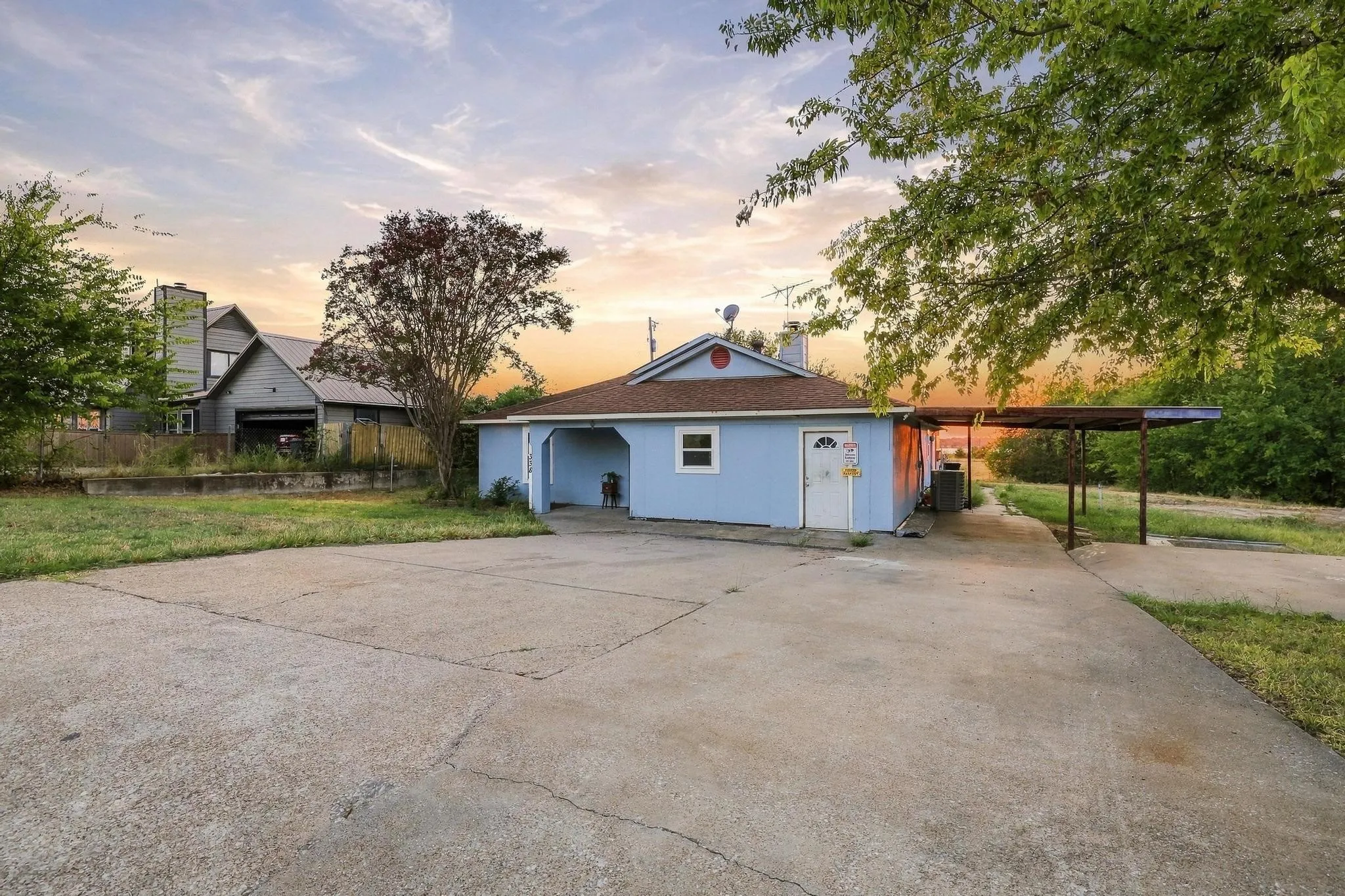 Single Family Residence For Sale in Rains County , 338 Egret Circle, East Tawakoni, Texas 75472, 4 Bedroom, 2 Bathroom, Garage spaces, 1,527 Sqft, built in 1989, mls#21405022, Real Estate Agent in East Tawakoni, Homes For Sale in Rains county, Homes For Sale in East Tawakoni, Realtor in East Tawakoni Texas, Real Estate Brokerage Independent Realty Texas, Luminita Cordes Realtor