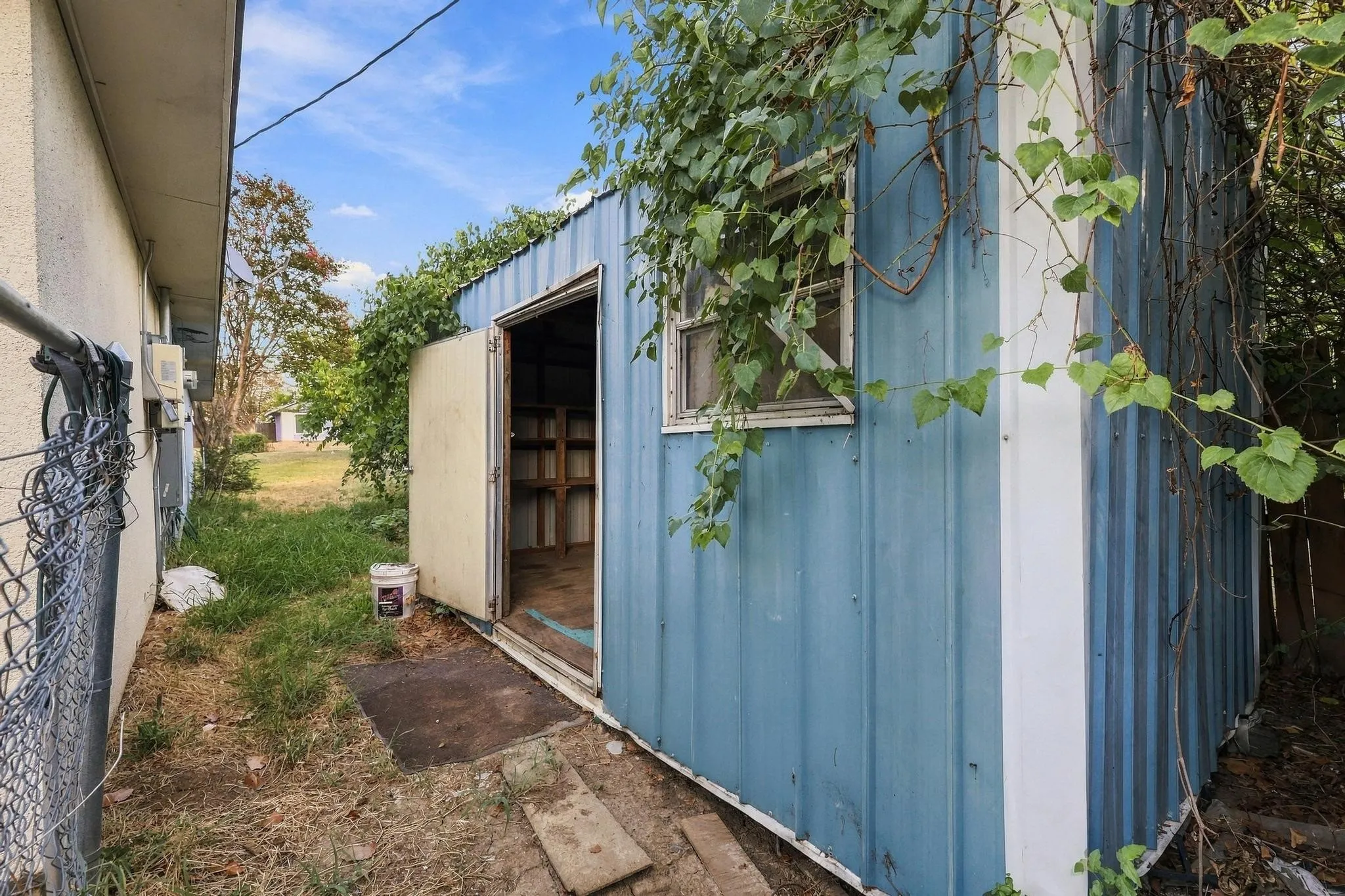 Single Family Residence For Sale in Rains County , 338 Egret Circle, East Tawakoni, Texas 75472, 4 Bedroom, 2 Bathroom, Garage spaces, 1,527 Sqft, built in 1989, mls#21405022, Real Estate Agent in East Tawakoni, Homes For Sale in Rains county, Homes For Sale in East Tawakoni, Realtor in East Tawakoni Texas, Real Estate Brokerage Independent Realty Texas, Luminita Cordes Realtor