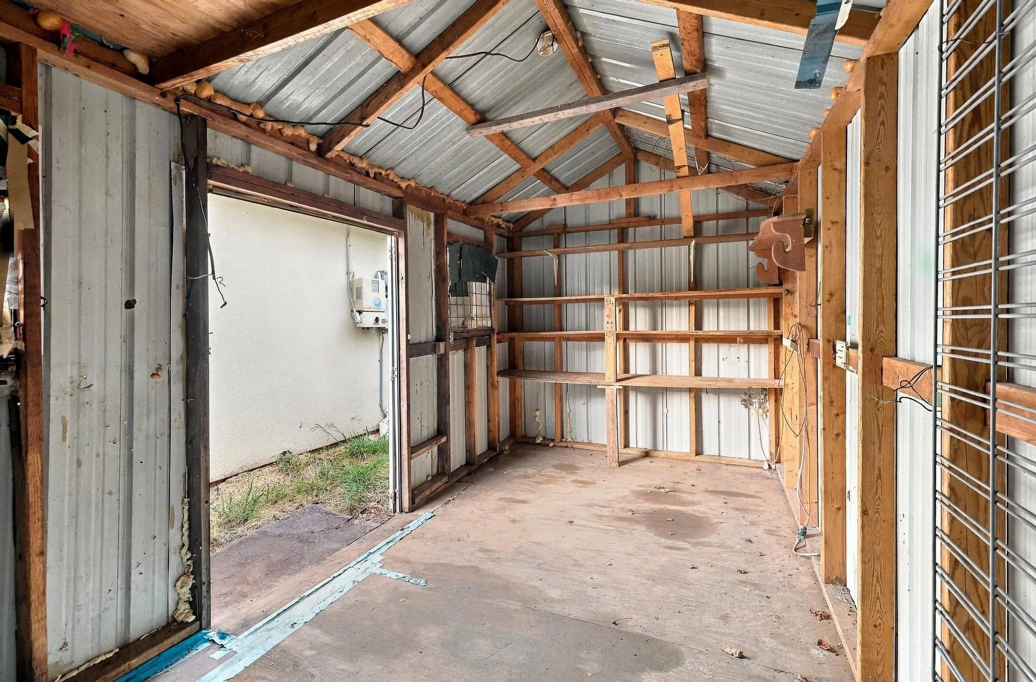 Single Family Residence For Sale in Rains County , 338 Egret Circle, East Tawakoni, Texas 75472, 4 Bedroom, 2 Bathroom, Garage spaces, 1,527 Sqft, built in 1989, mls#21405022, Real Estate Agent in East Tawakoni, Homes For Sale in Rains county, Homes For Sale in East Tawakoni, Realtor in East Tawakoni Texas, Real Estate Brokerage Independent Realty Texas, Luminita Cordes Realtor