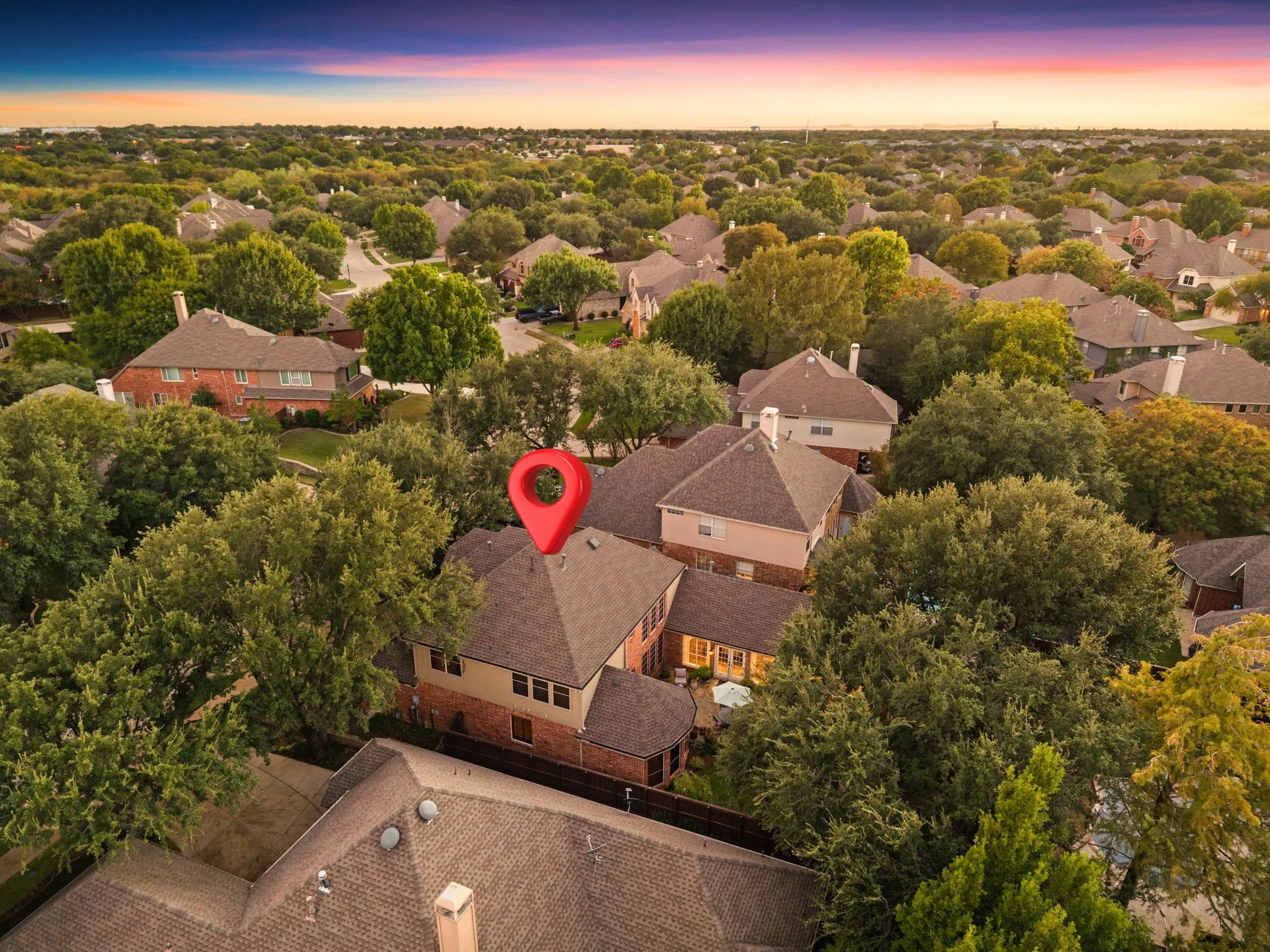 Single Family Residence For Sale in Collin County , 2100 Fleming Drive, Mc Kinney, Texas 75072, 5 Bedroom, 3 Bathroom, 3 Garage spaces, 3,090 Sqft, built in 1997, mls#21406204, Real Estate Agent in Mc Kinney, Homes For Sale in Collin county, Homes For Sale in Mc Kinney, Realtor in Mc Kinney Texas, Real Estate Brokerage Independent Realty Texas, Luminita Cordes Realtor