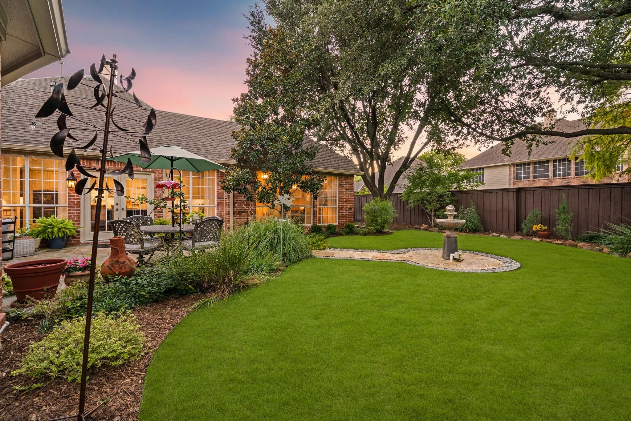 Single Family Residence For Sale in Collin County , 2100 Fleming Drive, Mc Kinney, Texas 75072, 5 Bedroom, 3 Bathroom, 3 Garage spaces, 3,090 Sqft, built in 1997, mls#21406204, Real Estate Agent in Mc Kinney, Homes For Sale in Collin county, Homes For Sale in Mc Kinney, Realtor in Mc Kinney Texas, Real Estate Brokerage Independent Realty Texas, Luminita Cordes Realtor