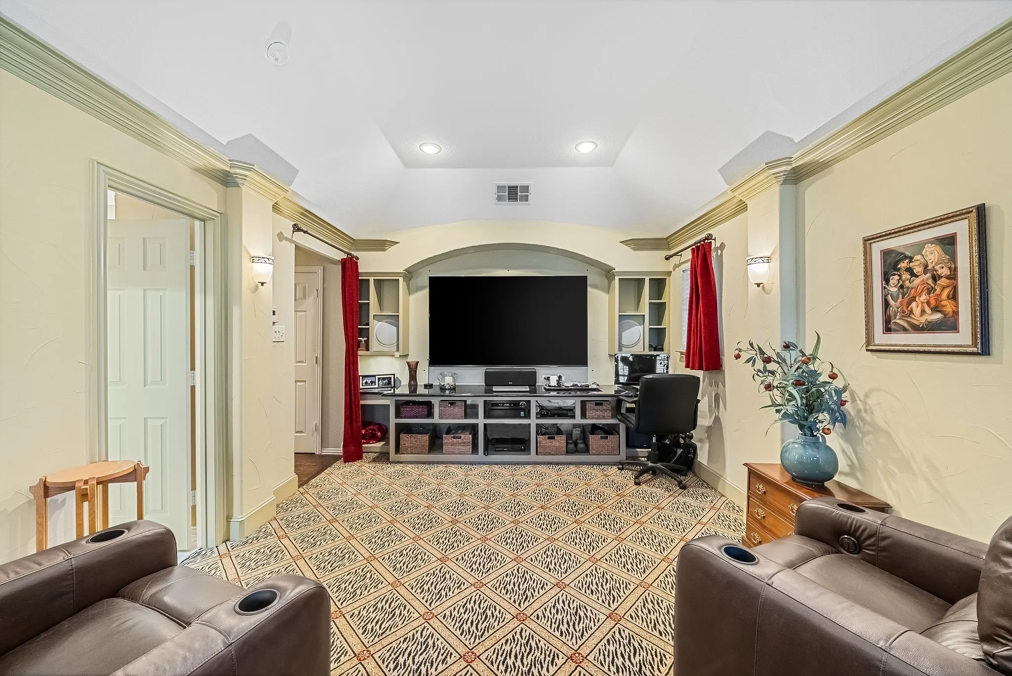 Single Family Residence For Sale in Collin County , 2100 Fleming Drive, Mc Kinney, Texas 75072, 5 Bedroom, 3 Bathroom, 3 Garage spaces, 3,090 Sqft, built in 1997, mls#21406204, Real Estate Agent in Mc Kinney, Homes For Sale in Collin county, Homes For Sale in Mc Kinney, Realtor in Mc Kinney Texas, Real Estate Brokerage Independent Realty Texas, Luminita Cordes Realtor