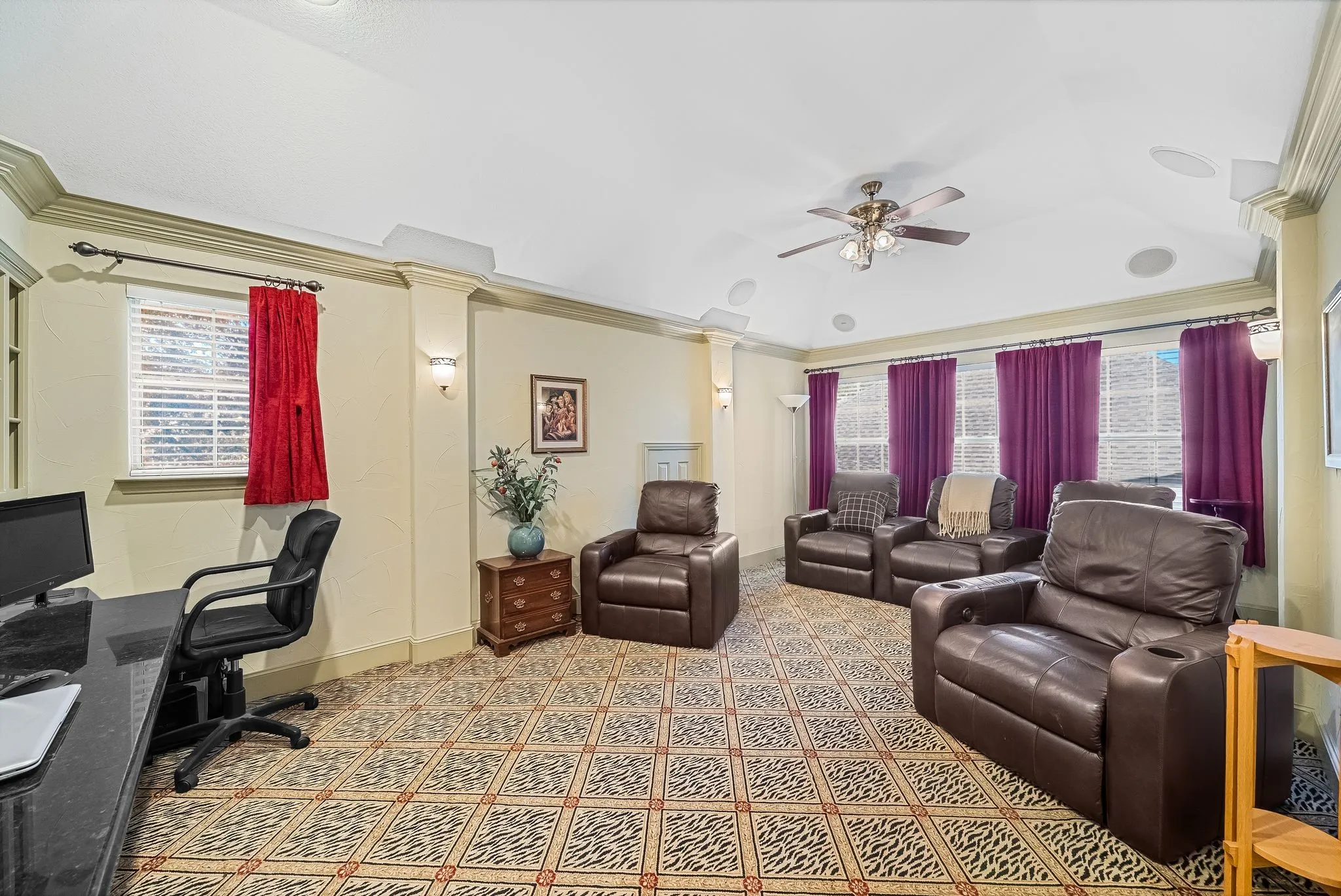 Single Family Residence For Sale in Collin County , 2100 Fleming Drive, Mc Kinney, Texas 75072, 5 Bedroom, 3 Bathroom, 3 Garage spaces, 3,090 Sqft, built in 1997, mls#21406204, Real Estate Agent in Mc Kinney, Homes For Sale in Collin county, Homes For Sale in Mc Kinney, Realtor in Mc Kinney Texas, Real Estate Brokerage Independent Realty Texas, Luminita Cordes Realtor