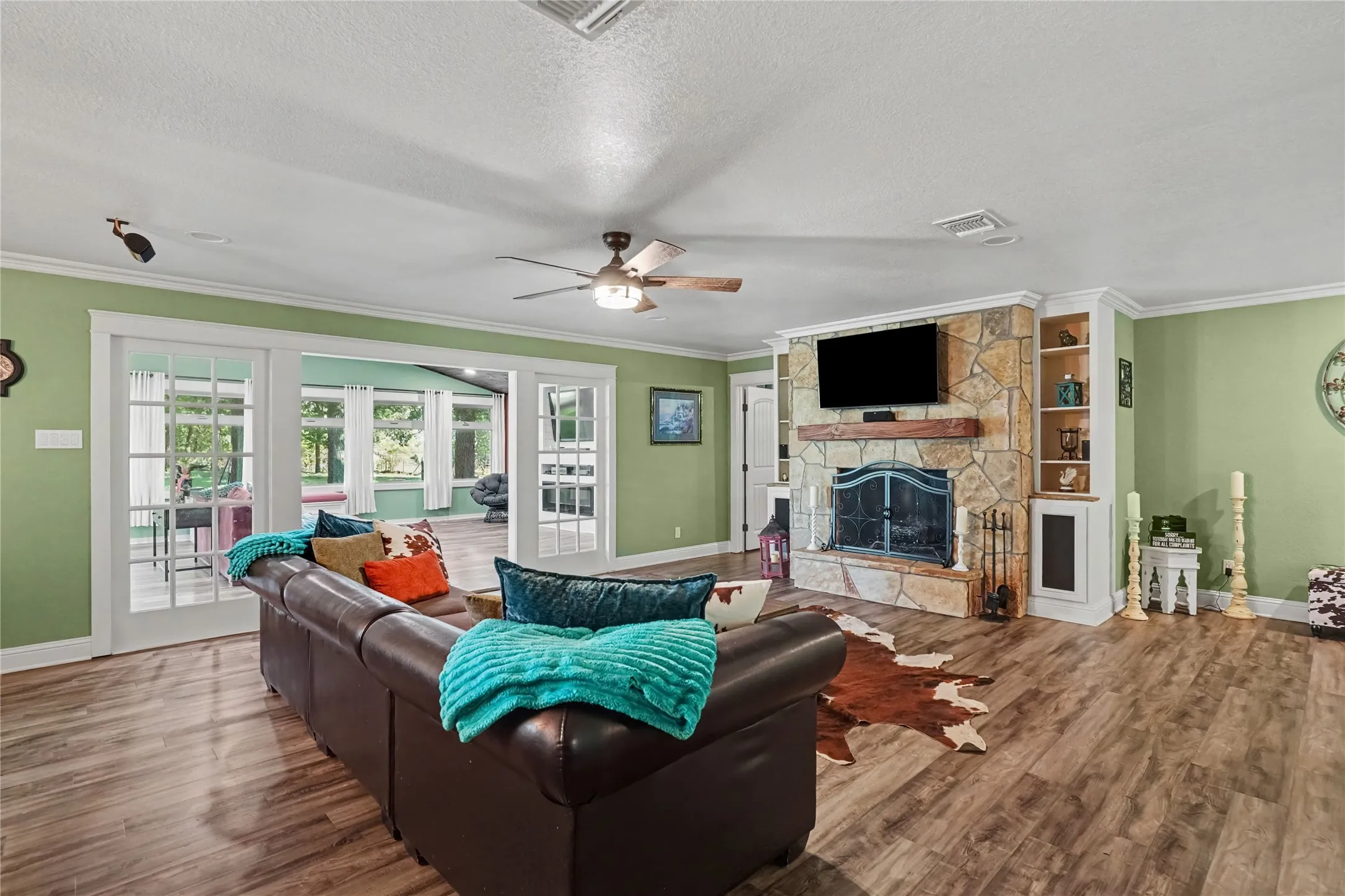 Single Family Residence For Sale in Johnson County , 5201 County Road 707, Alvarado, Texas 76009, 3 Bedroom, 2 Bathroom, 2 Garage spaces, 2,081 Sqft, built in 1968, mls#21403558, Real Estate Agent in Alvarado, Homes For Sale in Johnson county, Homes For Sale in Alvarado, Realtor in Alvarado Texas, Real Estate Brokerage Independent Realty Texas, Luminita Cordes Realtor
