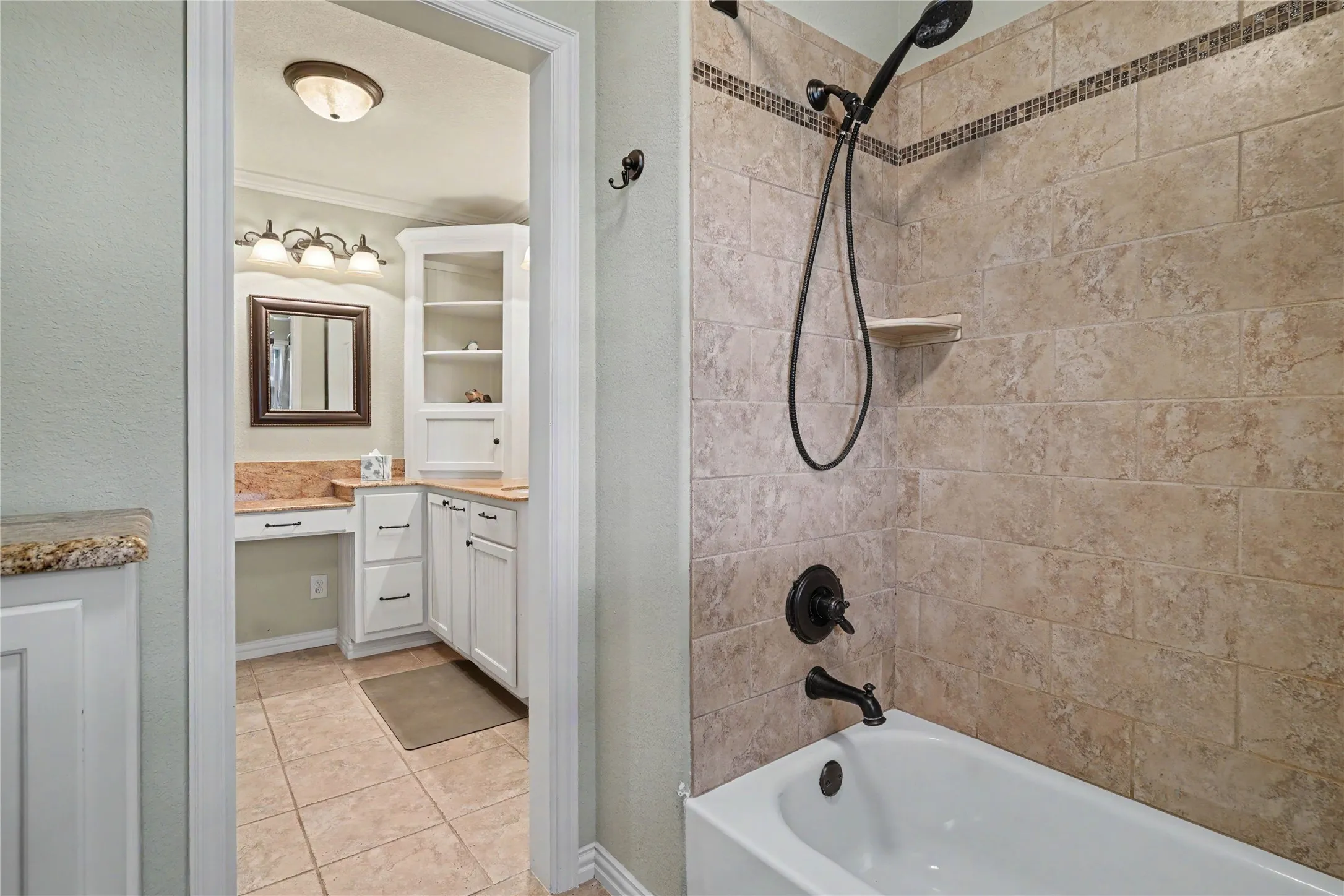 Single Family Residence For Sale in Johnson County , 5201 County Road 707, Alvarado, Texas 76009, 3 Bedroom, 2 Bathroom, 2 Garage spaces, 2,640 Sqft, built in 1968, mls#21403558, Real Estate Agent in Alvarado, Homes For Sale in Johnson county, Homes For Sale in Alvarado, Realtor in Alvarado Texas, Real Estate Brokerage Independent Realty Texas, Luminita Cordes Realtor