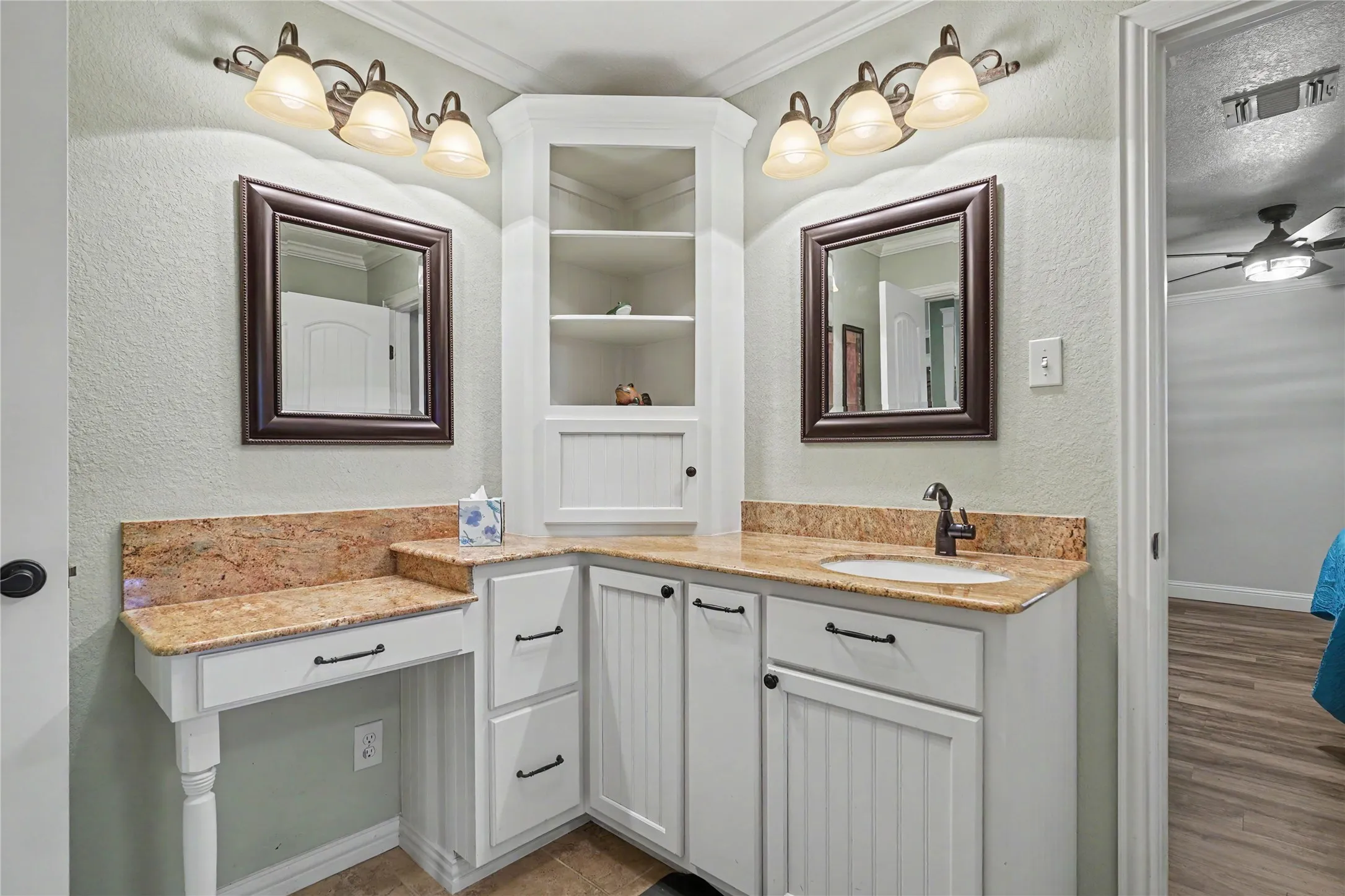 Single Family Residence For Sale in Johnson County , 5201 County Road 707, Alvarado, Texas 76009, 3 Bedroom, 2 Bathroom, 2 Garage spaces, 2,640 Sqft, built in 1968, mls#21403558, Real Estate Agent in Alvarado, Homes For Sale in Johnson county, Homes For Sale in Alvarado, Realtor in Alvarado Texas, Real Estate Brokerage Independent Realty Texas, Luminita Cordes Realtor