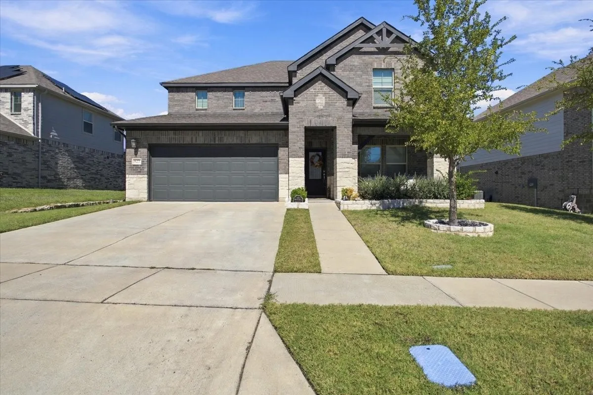 Single Family Residence For Sale