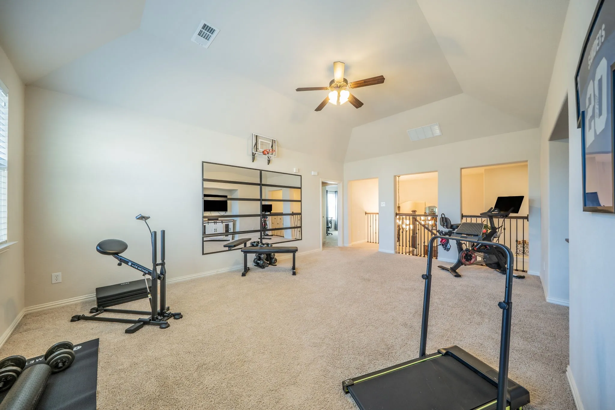 Single Family Residence For Sale in Collin County , 8516 Markham Drive, Frisco, Texas 75035, 4 Bedroom, 3 Bathroom, 2 Garage spaces, 3,127 Sqft, built in 2013, mls#21397992, Real Estate Agent in Frisco, Homes For Sale in Collin county, Homes For Sale in Frisco, Realtor in Frisco Texas, Real Estate Brokerage Independent Realty Texas, Luminita Cordes Realtor