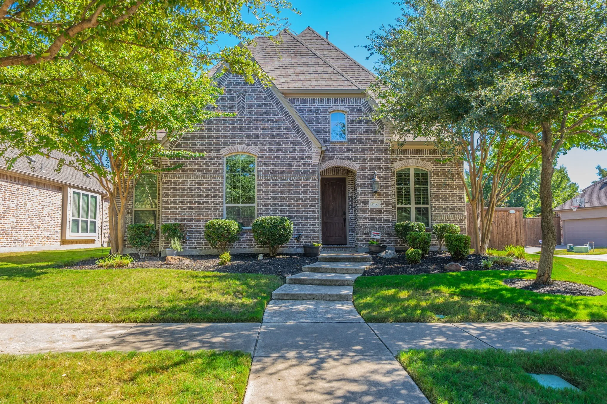 Single Family Residence For Sale in Collin County , 8516 Markham Drive, Frisco, Texas 75035, 4 Bedroom, 3 Bathroom, 2 Garage spaces, 3,127 Sqft, built in 2013, mls#21397992, Real Estate Agent in Frisco, Homes For Sale in Collin county, Homes For Sale in Frisco, Realtor in Frisco Texas, Real Estate Brokerage Independent Realty Texas, Luminita Cordes Realtor