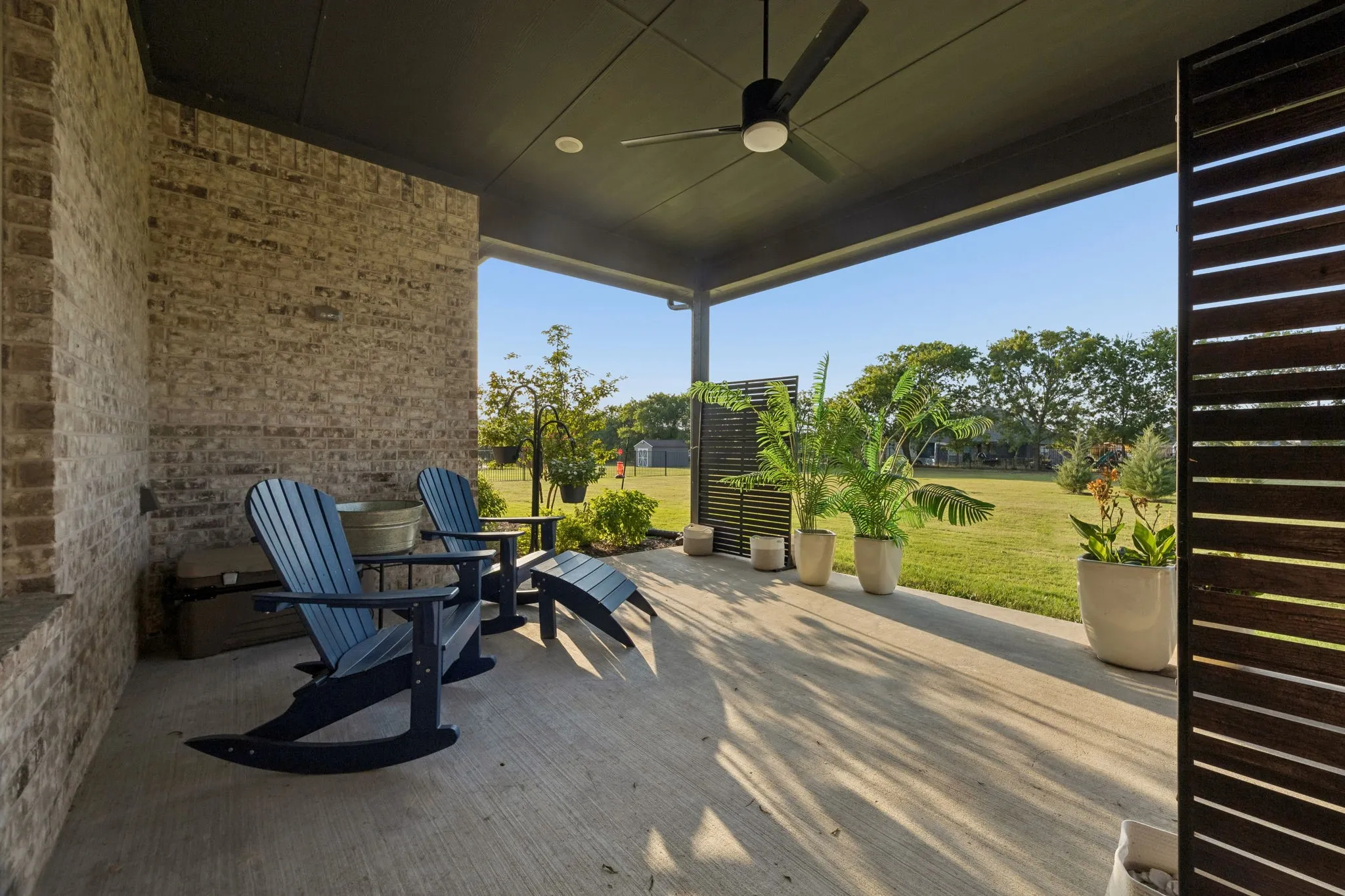 Single Family Residence For Sale in Grayson County , 330 Waterview Drive, Gunter, Texas 75058, 3 Bedroom, 2 Bathroom, 3 Garage spaces, 2,412 Sqft, built in 2024, mls#21407816, Real Estate Agent in Gunter, Homes For Sale in Grayson county, Homes For Sale in Gunter, Realtor in Gunter Texas, Real Estate Brokerage Independent Realty Texas, Luminita Cordes Realtor