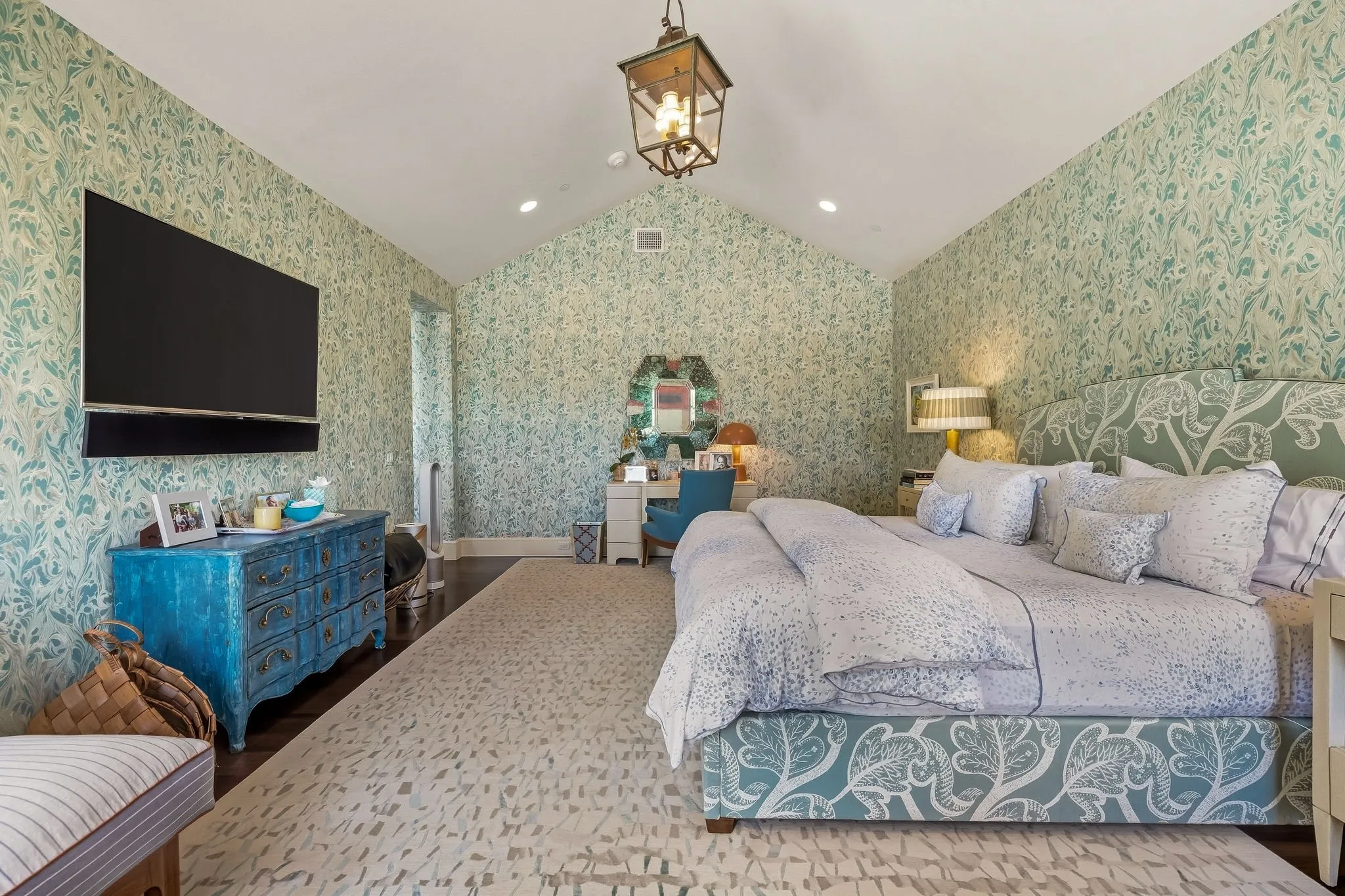 Condominium For Sale in Dallas County , 4502 Abbott Avenue 307, Highland Park, Texas 75205, 2 Bedroom, 3 Bathroom, 2 Garage spaces, 2,247 Sqft, built in 2015, mls#21404557, Real Estate Agent in Highland Park, Homes For Sale in Dallas county, Homes For Sale in Highland Park, Realtor in Highland Park Texas, Real Estate Brokerage Independent Realty Texas, Luminita Cordes Realtor
