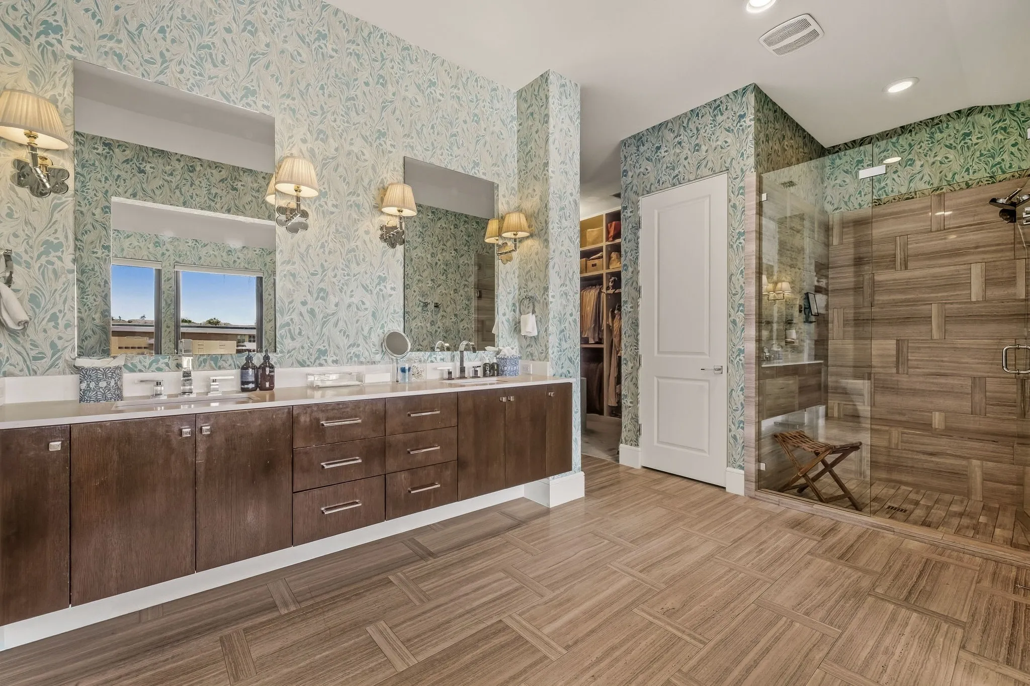 Condominium For Sale in Dallas County , 4502 Abbott Avenue 307, Highland Park, Texas 75205, 2 Bedroom, 3 Bathroom, 2 Garage spaces, 2,247 Sqft, built in 2015, mls#21404557, Real Estate Agent in Highland Park, Homes For Sale in Dallas county, Homes For Sale in Highland Park, Realtor in Highland Park Texas, Real Estate Brokerage Independent Realty Texas, Luminita Cordes Realtor