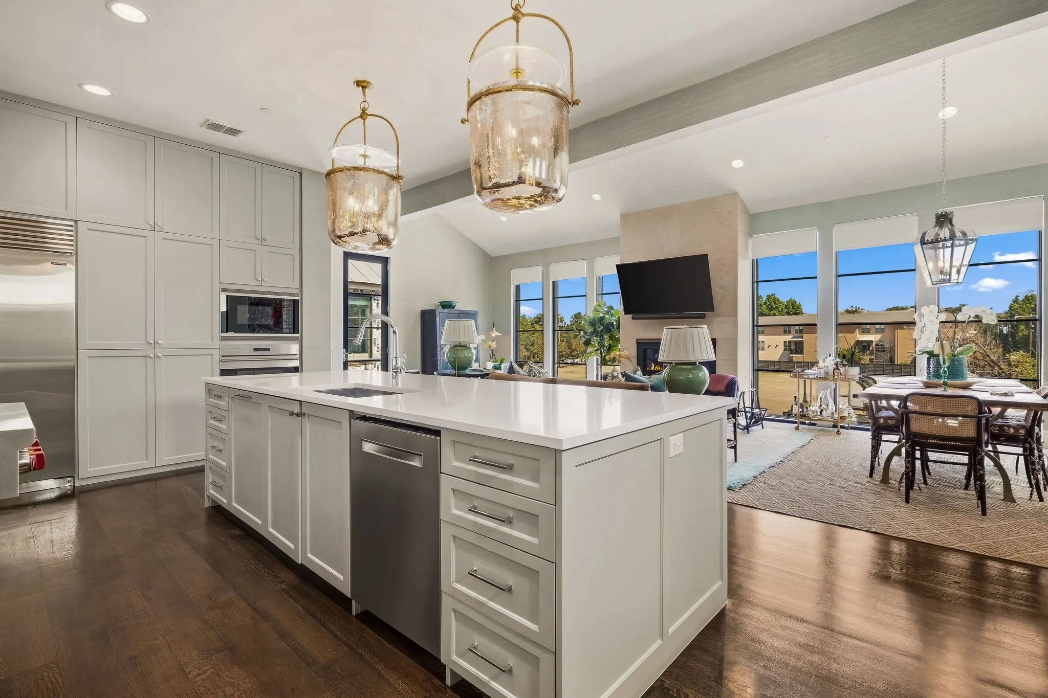 Condominium For Sale in Dallas County , 4502 Abbott Avenue 307, Highland Park, Texas 75205, 2 Bedroom, 3 Bathroom, 2 Garage spaces, 2,247 Sqft, built in 2015, mls#21404557, Real Estate Agent in Highland Park, Homes For Sale in Dallas county, Homes For Sale in Highland Park, Realtor in Highland Park Texas, Real Estate Brokerage Independent Realty Texas, Luminita Cordes Realtor