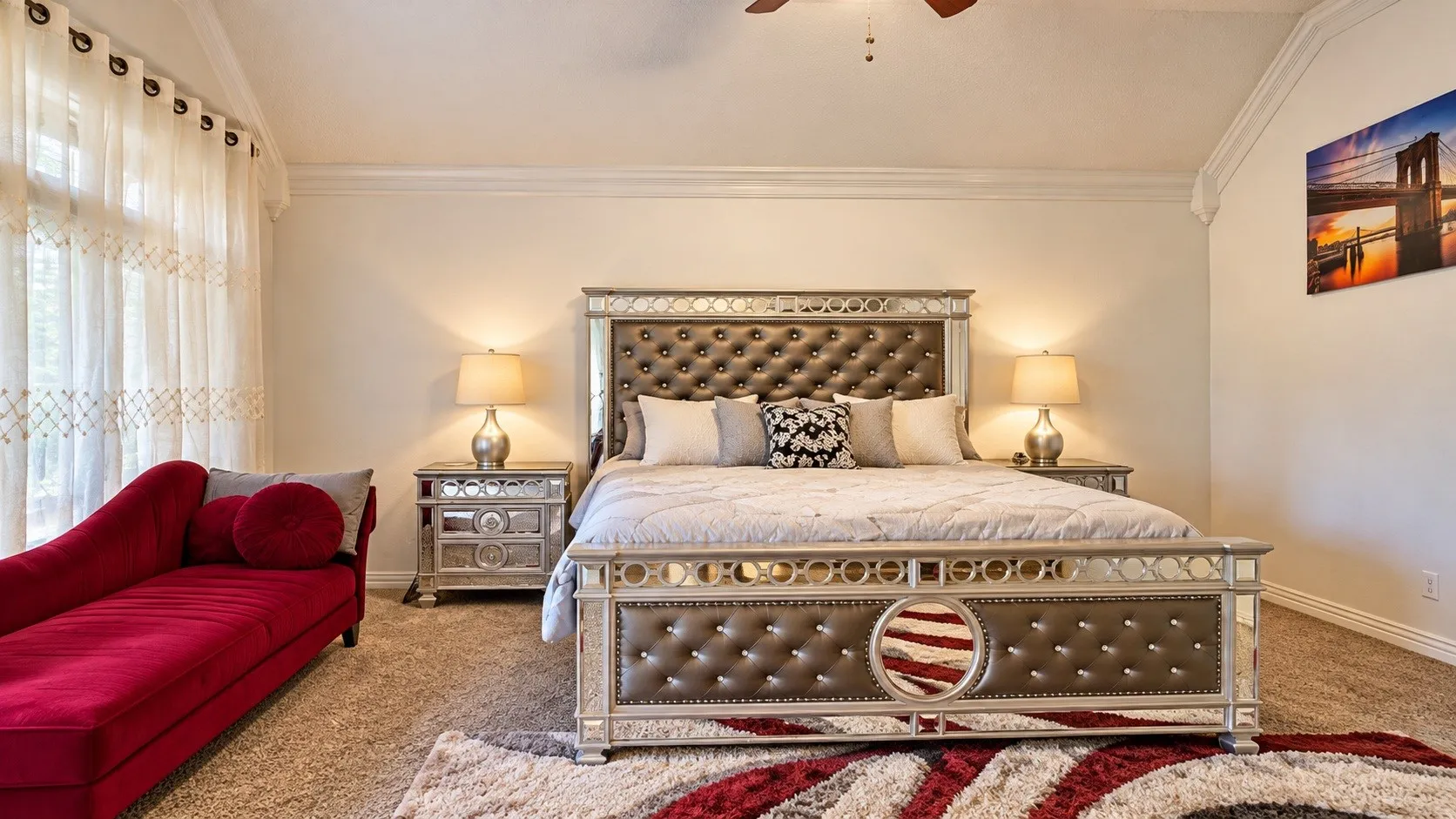 Vaulted ceiling with decorative molding