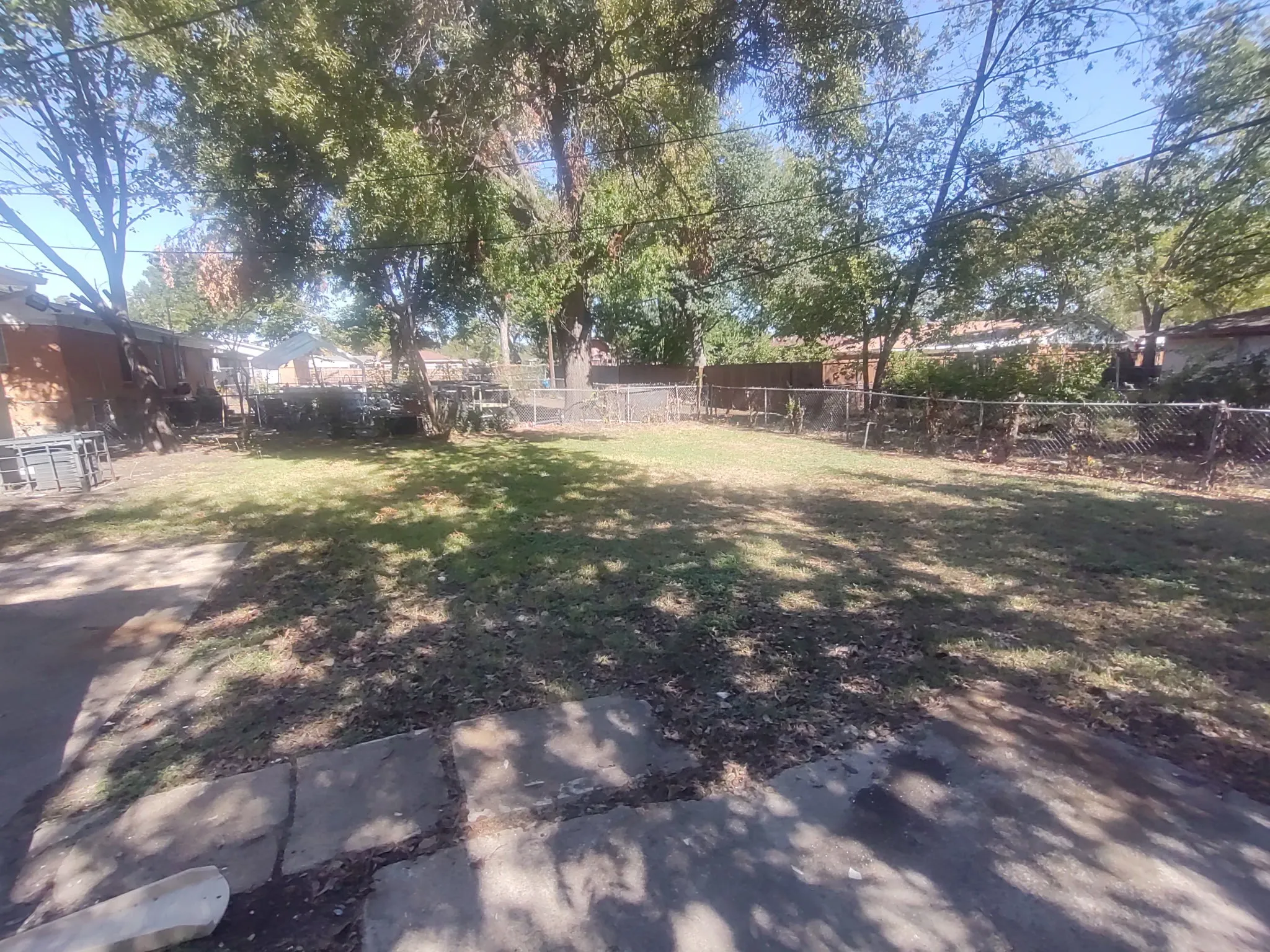 Single Family Residence For Sale in Dallas County , 1332 Ridgeview Street, Mesquite, Texas 75149, 4 Bedroom, 2 Bathroom, Garage spaces, 1,344 Sqft, built in 1956, mls#21404573, Real Estate Agent in Mesquite, Homes For Sale in Dallas county, Homes For Sale in Mesquite, Realtor in Mesquite Texas, Real Estate Brokerage Independent Realty Texas, Luminita Cordes Realtor