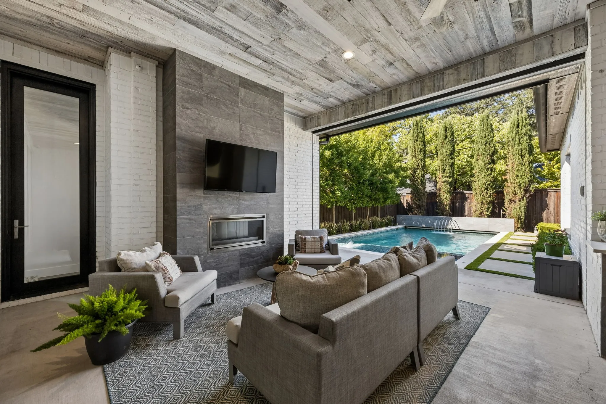 Outdoor Living
