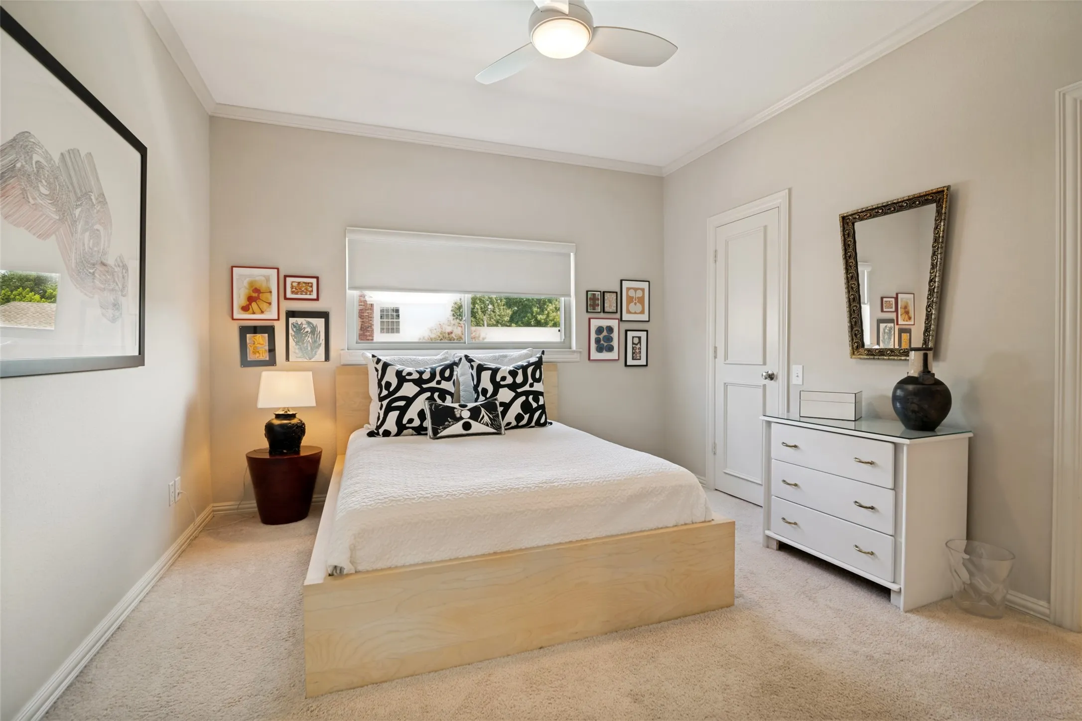 The second of the 2 upstairs bedrooms. Walk in closet