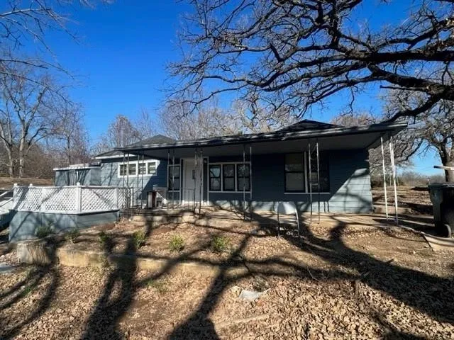 Single Family Residence For Rent