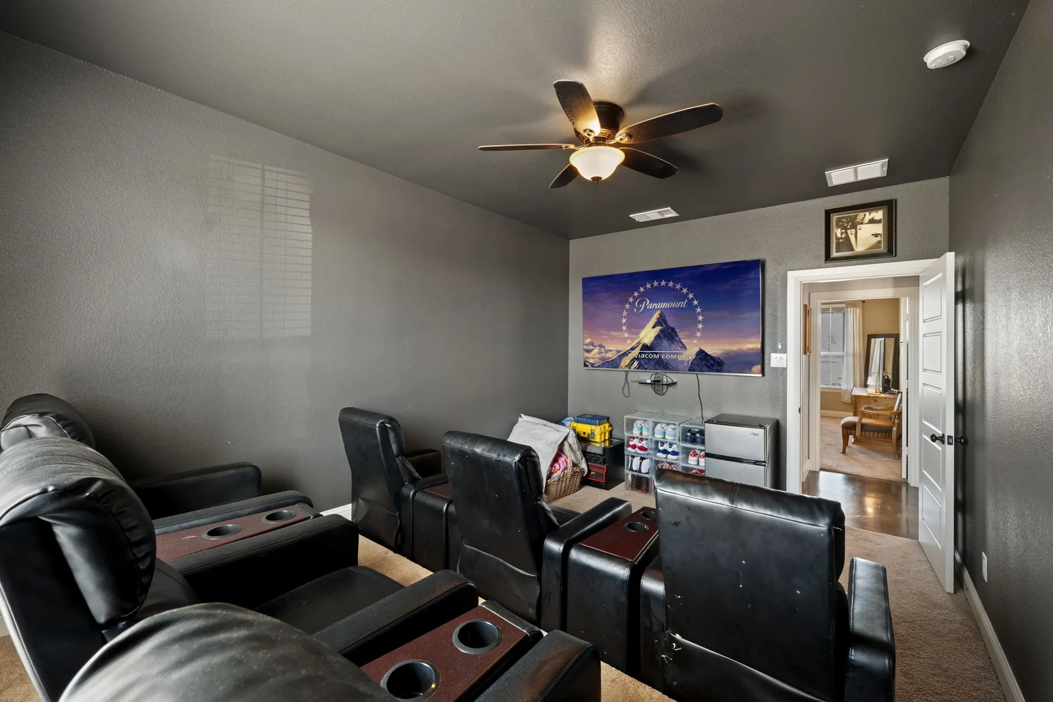 Single Family Residence For Sale in Hunt County , 1117 County Road 4108, Greenville, Texas 75401, 3 Bedroom, 3 Bathroom, 2 Garage spaces, 2,472 Sqft, built in 2017, mls#21406974, Real Estate Agent in Greenville, Homes For Sale in Hunt county, Homes For Sale in Greenville, Realtor in Greenville Texas, Real Estate Brokerage Independent Realty Texas, Luminita Cordes Realtor
