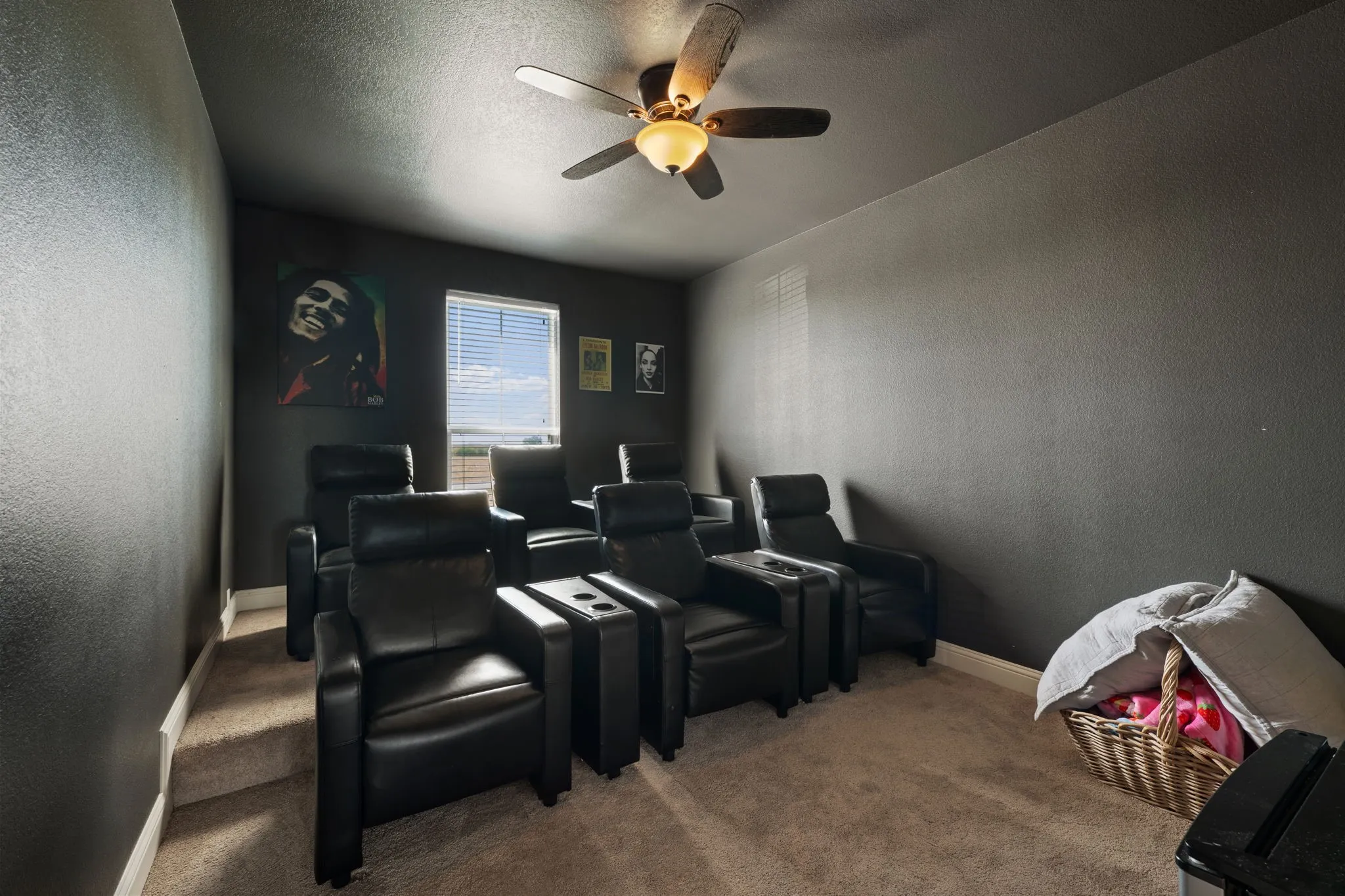 Single Family Residence For Sale in Hunt County , 1117 County Road 4108, Greenville, Texas 75401, 3 Bedroom, 3 Bathroom, 2 Garage spaces, 2,472 Sqft, built in 2017, mls#21406974, Real Estate Agent in Greenville, Homes For Sale in Hunt county, Homes For Sale in Greenville, Realtor in Greenville Texas, Real Estate Brokerage Independent Realty Texas, Luminita Cordes Realtor
