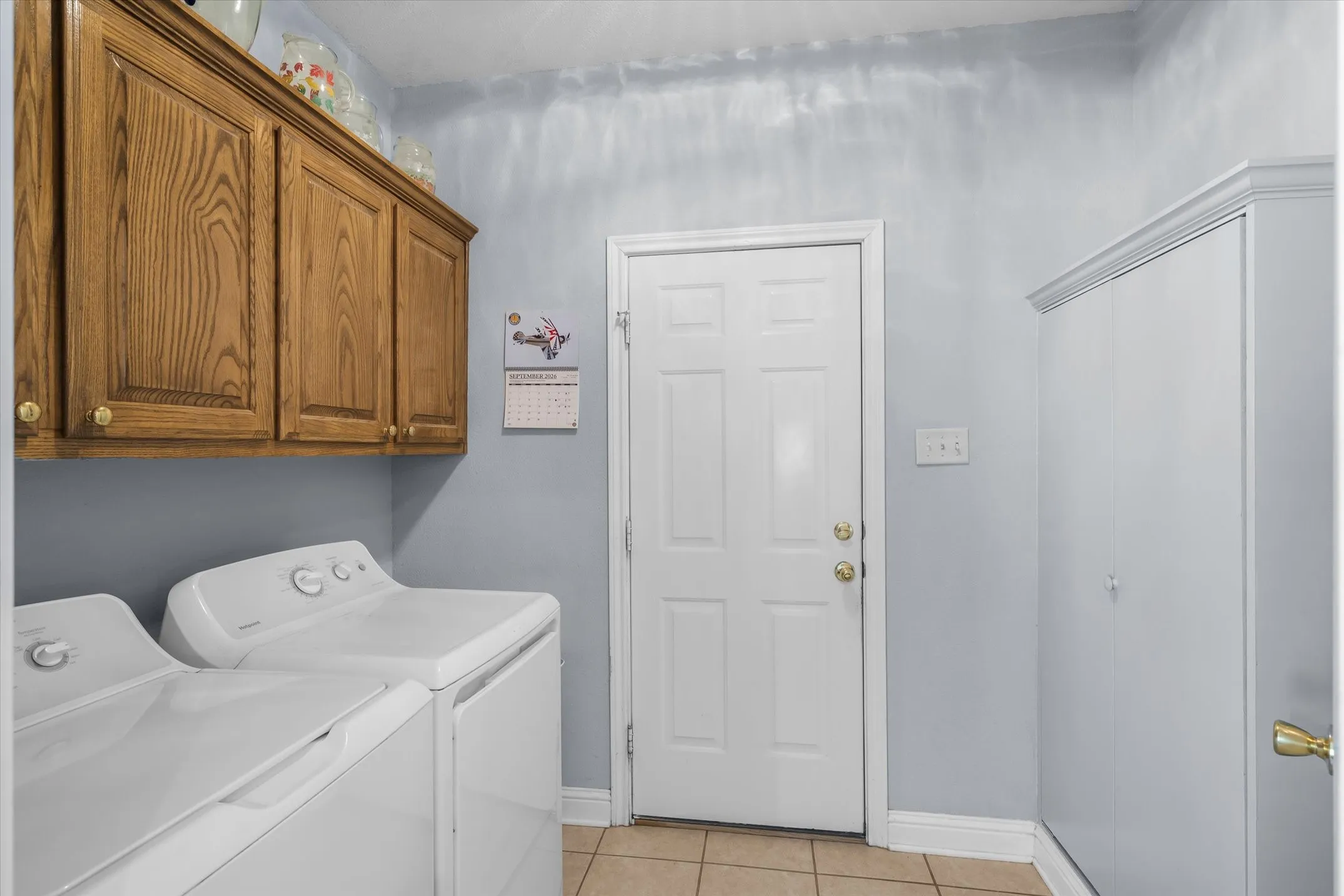 Single Family Residence For Sale in Van Zandt County , 201 Vz County Road 4136, Canton, Texas 75103, 3 Bedroom, 2 Bathroom, 2 Garage spaces, 1,914 Sqft, built in 2003, mls#21406708, Real Estate Agent in Canton, Homes For Sale in Van Zandt county, Homes For Sale in Canton, Realtor in Canton Texas, Real Estate Brokerage Independent Realty Texas, Luminita Cordes Realtor