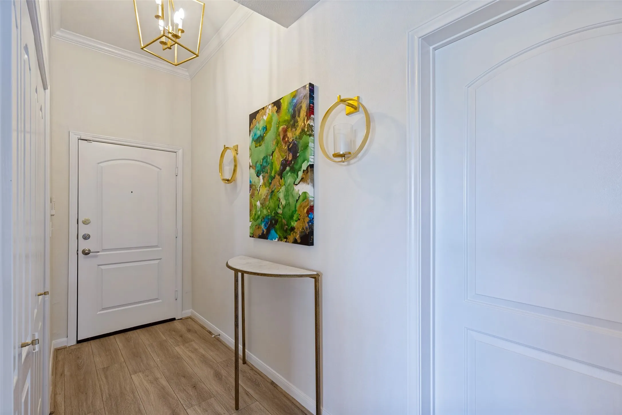 Condominium For Sale in Dallas County , 3225 Turtle Creek Boulevard 548, Dallas, Texas 75219, 2 Bedroom, 2 Bathroom, 2 Garage spaces, 1,200 Sqft, built in 1998, mls#21407565, Real Estate Agent in Dallas, Homes For Sale in Dallas county, Homes For Sale in Dallas, Realtor in Dallas Texas, Real Estate Brokerage Independent Realty Texas, Luminita Cordes Realtor