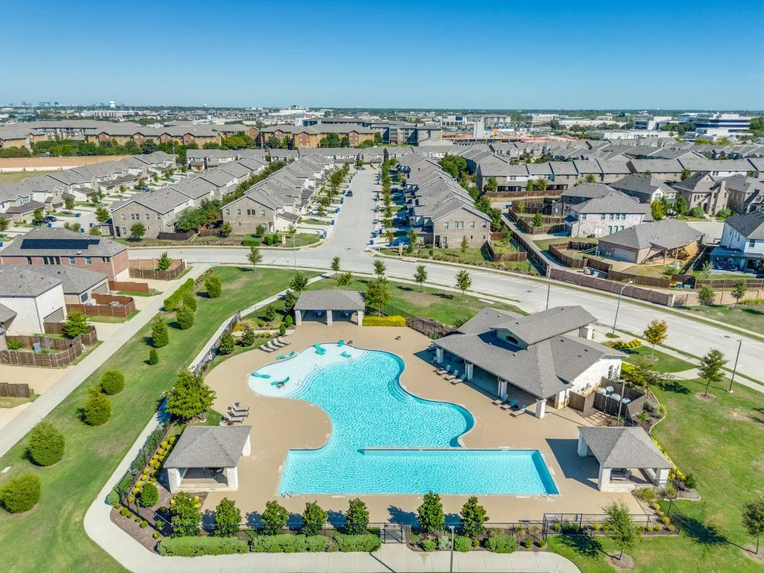 Single Family Residence For Sale in Dallas County , 8044 Sarahville Drive, Dallas, Texas 75252, 6 Bedroom, 5 Bathroom, 3 Garage spaces, 4,225 Sqft, built in 2019, mls#21403716, Real Estate Agent in Dallas, Homes For Sale in Dallas county, Homes For Sale in Dallas, Realtor in Dallas Texas, Real Estate Brokerage Independent Realty Texas, Luminita Cordes Realtor