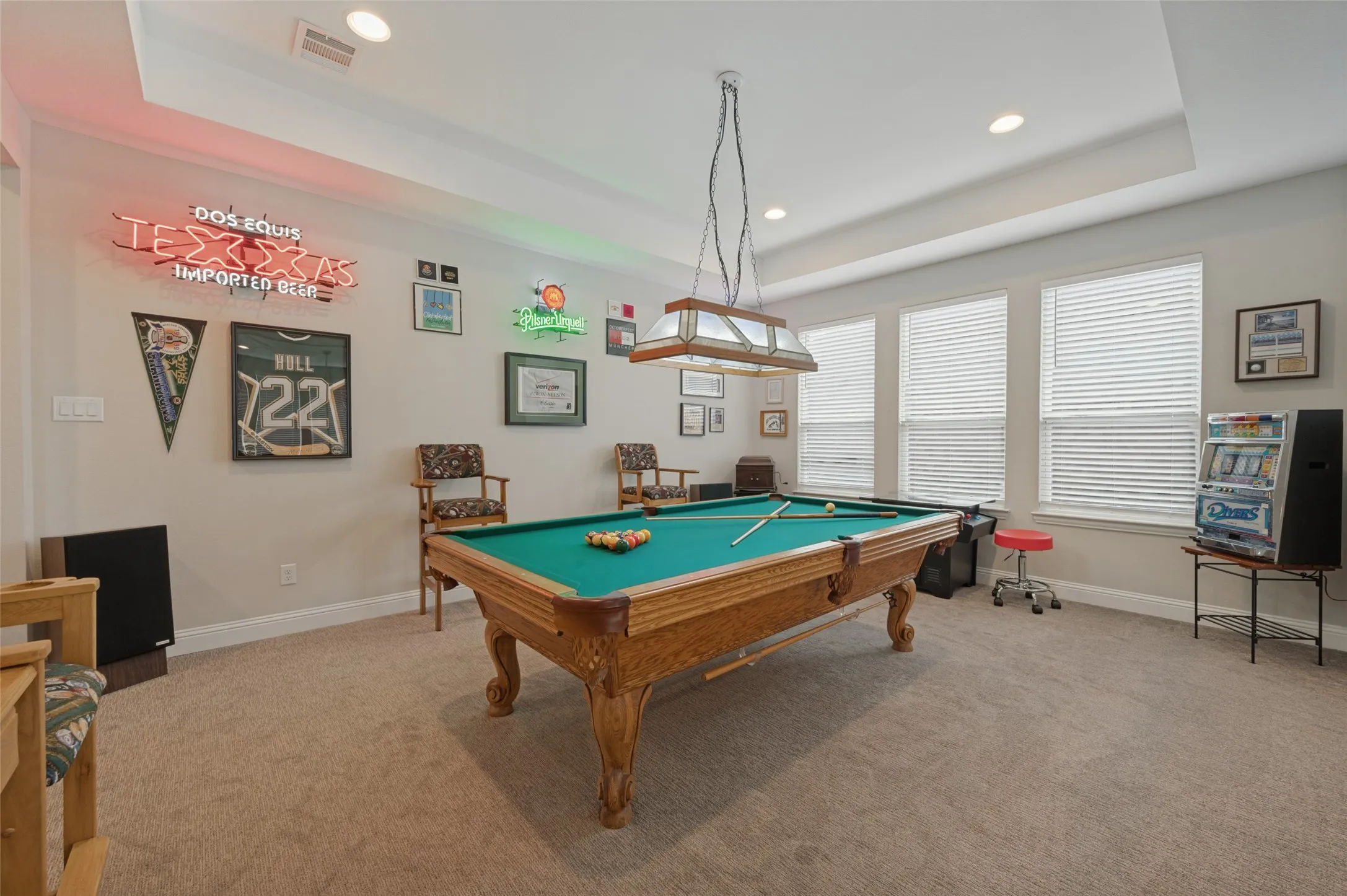 Single Family Residence For Sale in Dallas County , 8044 Sarahville Drive, Dallas, Texas 75252, 6 Bedroom, 5 Bathroom, 3 Garage spaces, 4,225 Sqft, built in 2019, mls#21403716, Real Estate Agent in Dallas, Homes For Sale in Dallas county, Homes For Sale in Dallas, Realtor in Dallas Texas, Real Estate Brokerage Independent Realty Texas, Luminita Cordes Realtor