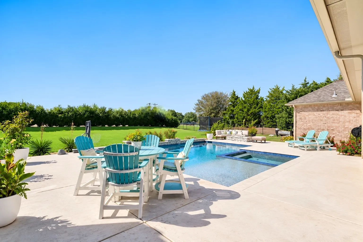Single Family Residence For Sale in Collin County , 909 Amblewood Drive, Lucas, Texas 75002, 5 Bedroom, 4 Bathroom, 3 Garage spaces, 3,905 Sqft, built in 2014, mls#21405129, Real Estate Agent in Lucas, Homes For Sale in Collin county, Homes For Sale in Lucas, Realtor in Lucas Texas, Real Estate Brokerage Independent Realty Texas, Luminita Cordes Realtor