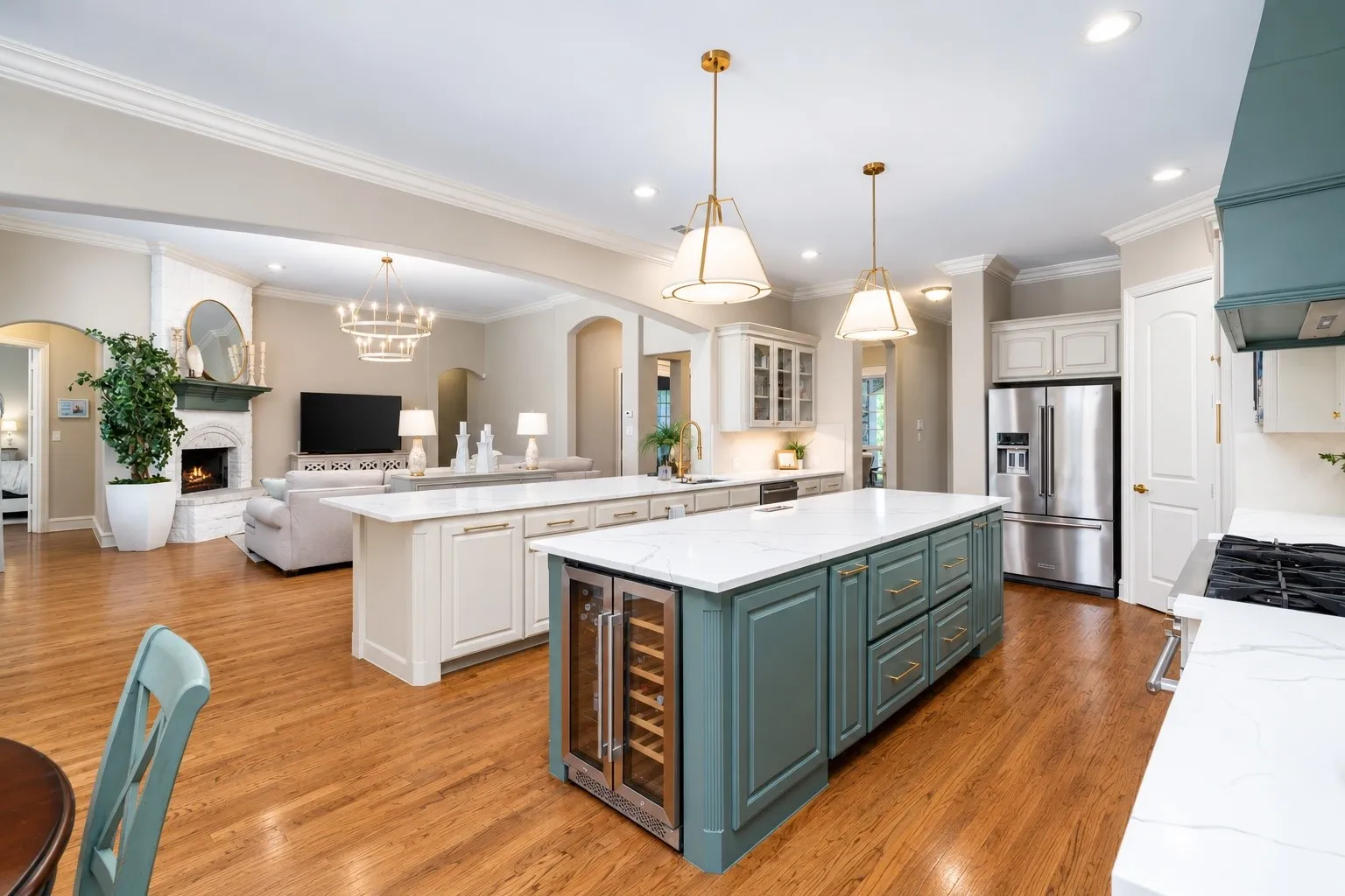 Single Family Residence For Sale in Collin County , 909 Amblewood Drive, Lucas, Texas 75002, 5 Bedroom, 4 Bathroom, 3 Garage spaces, 3,905 Sqft, built in 2014, mls#21405129, Real Estate Agent in Lucas, Homes For Sale in Collin county, Homes For Sale in Lucas, Realtor in Lucas Texas, Real Estate Brokerage Independent Realty Texas, Luminita Cordes Realtor