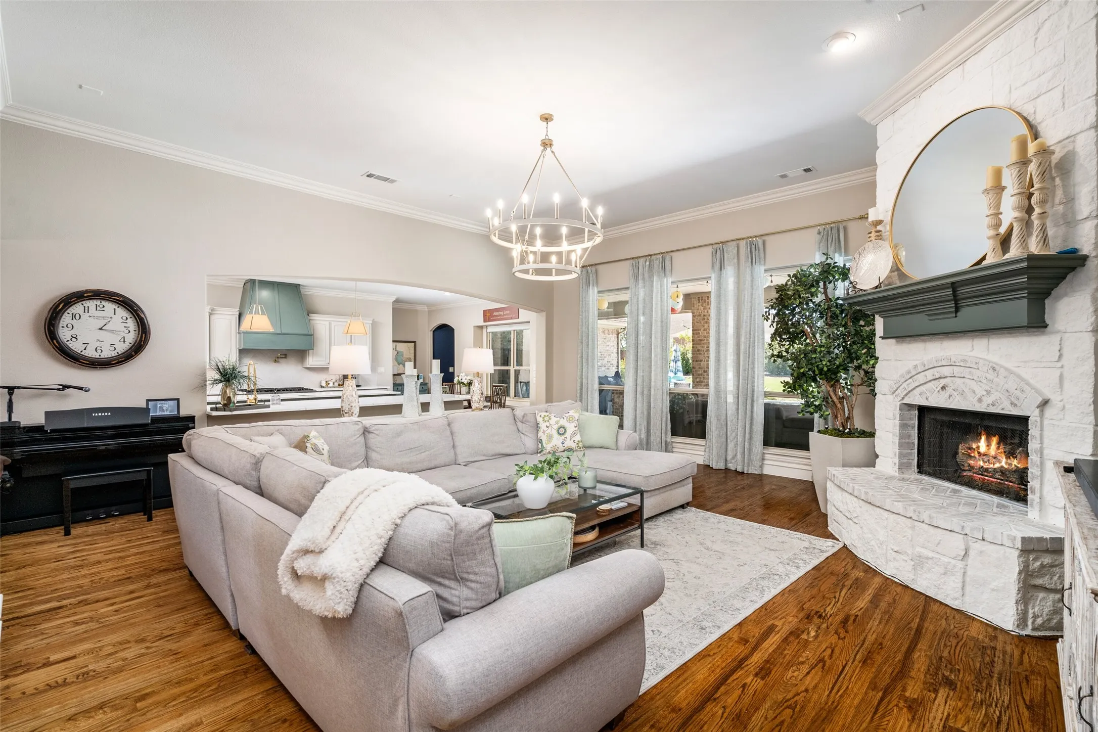 Single Family Residence For Sale in Collin County , 909 Amblewood Drive, Lucas, Texas 75002, 5 Bedroom, 4 Bathroom, 3 Garage spaces, 3,905 Sqft, built in 2014, mls#21405129, Real Estate Agent in Lucas, Homes For Sale in Collin county, Homes For Sale in Lucas, Realtor in Lucas Texas, Real Estate Brokerage Independent Realty Texas, Luminita Cordes Realtor