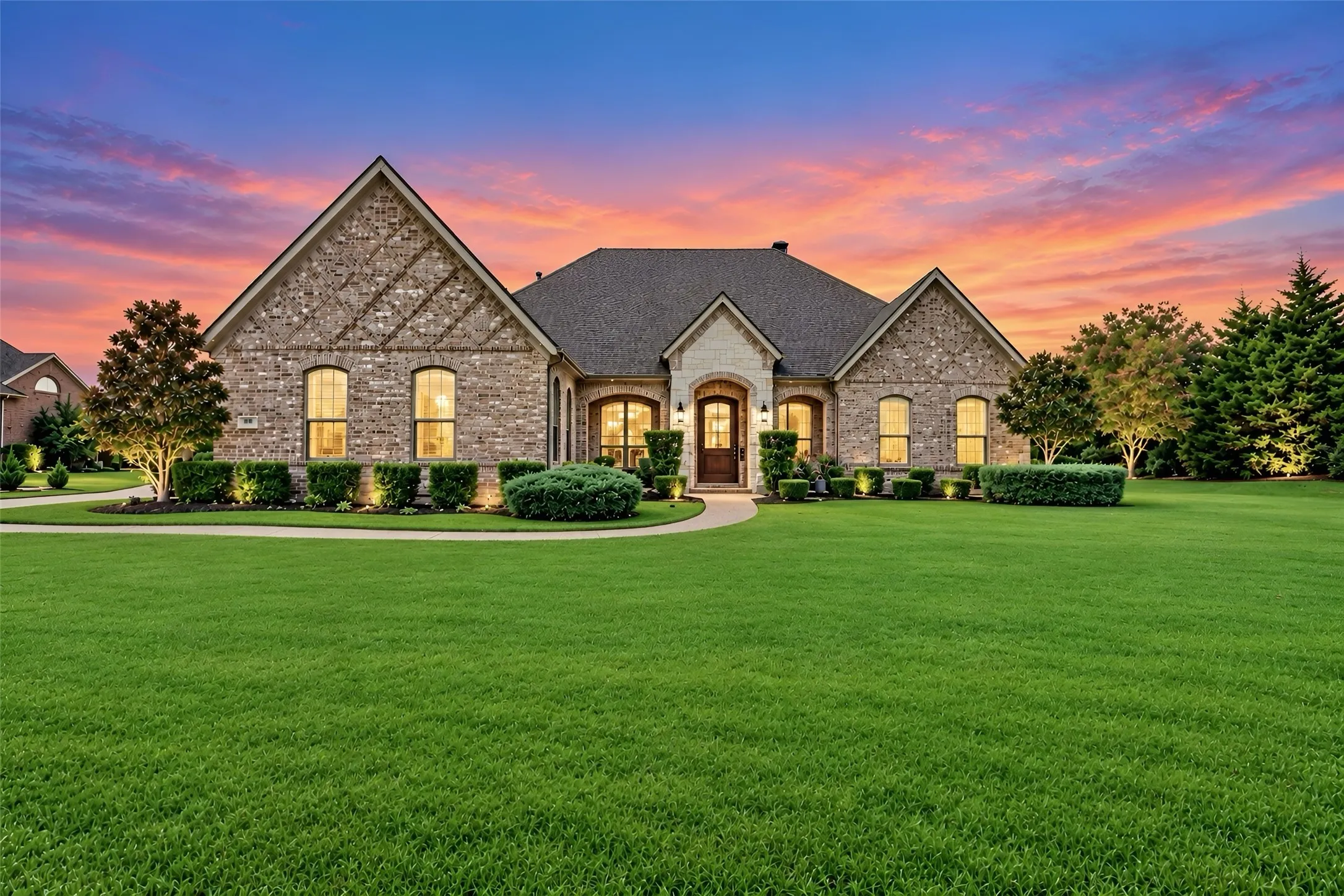 909 Amblewood, Virtual Twilight