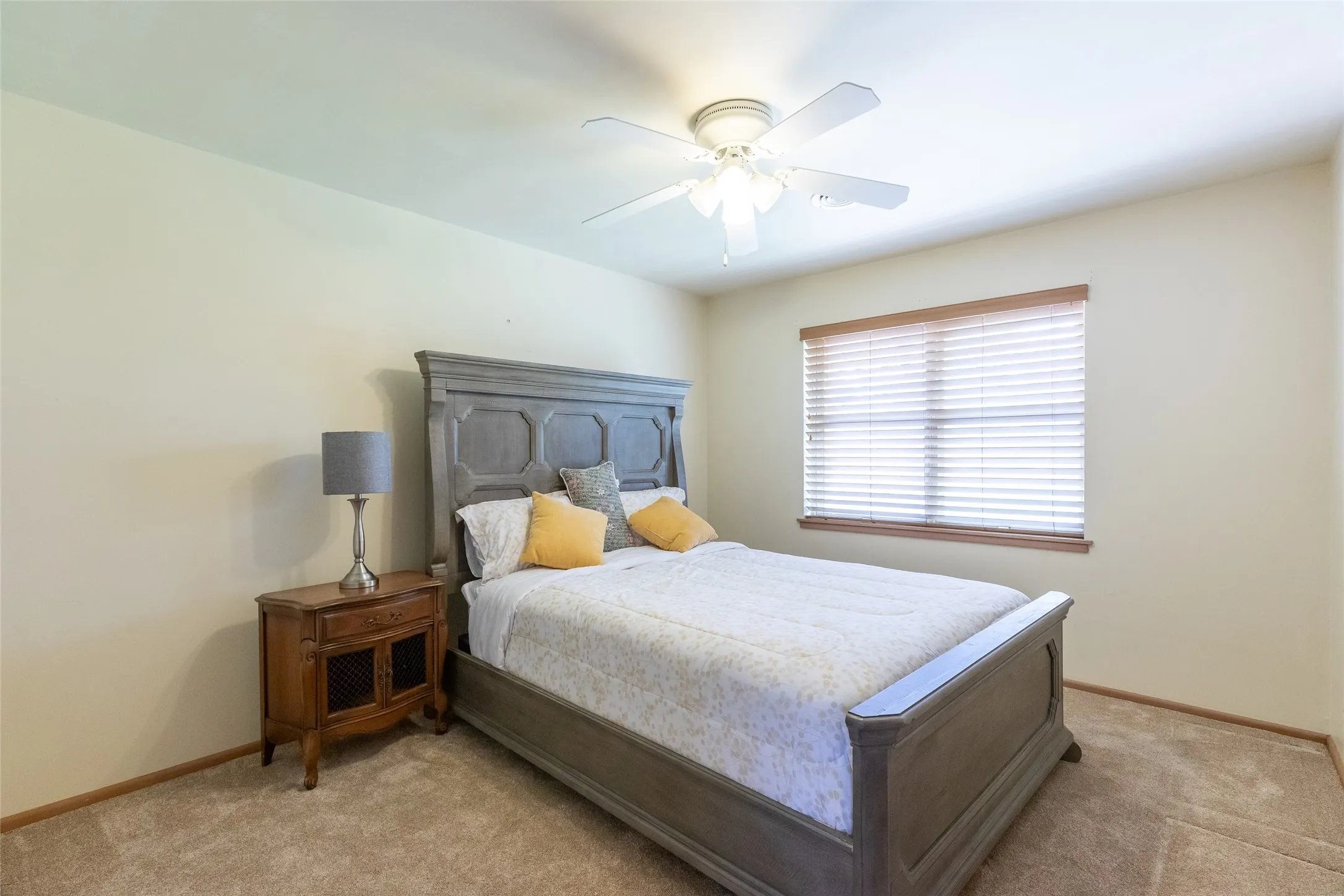 Single Family Residence For Rent in Taylor County , 2609 Madison Avenue, Abilene, Texas 79601, 3 Bedroom, 2 Bathroom, 2 Garage spaces, 1,788 Sqft, built in 1962, mls#21406796, Real Estate Agent in Abilene, Homes For Rent in Taylor county, Homes For Rent in Abilene, Realtor in Abilene Texas, Real Estate Brokerage Independent Realty Texas, Luminita Cordes Realtor