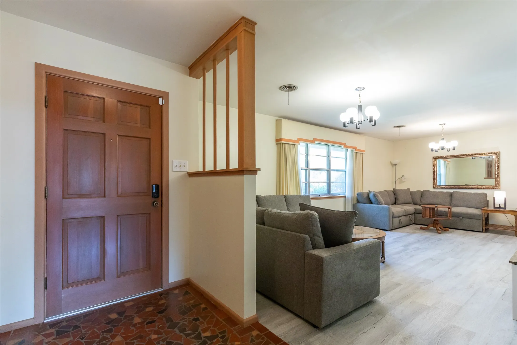 Single Family Residence For Rent in Taylor County , 2609 Madison Avenue, Abilene, Texas 79601, 3 Bedroom, 2 Bathroom, 2 Garage spaces, 1,788 Sqft, built in 1962, mls#21406796, Real Estate Agent in Abilene, Homes For Rent in Taylor county, Homes For Rent in Abilene, Realtor in Abilene Texas, Real Estate Brokerage Independent Realty Texas, Luminita Cordes Realtor