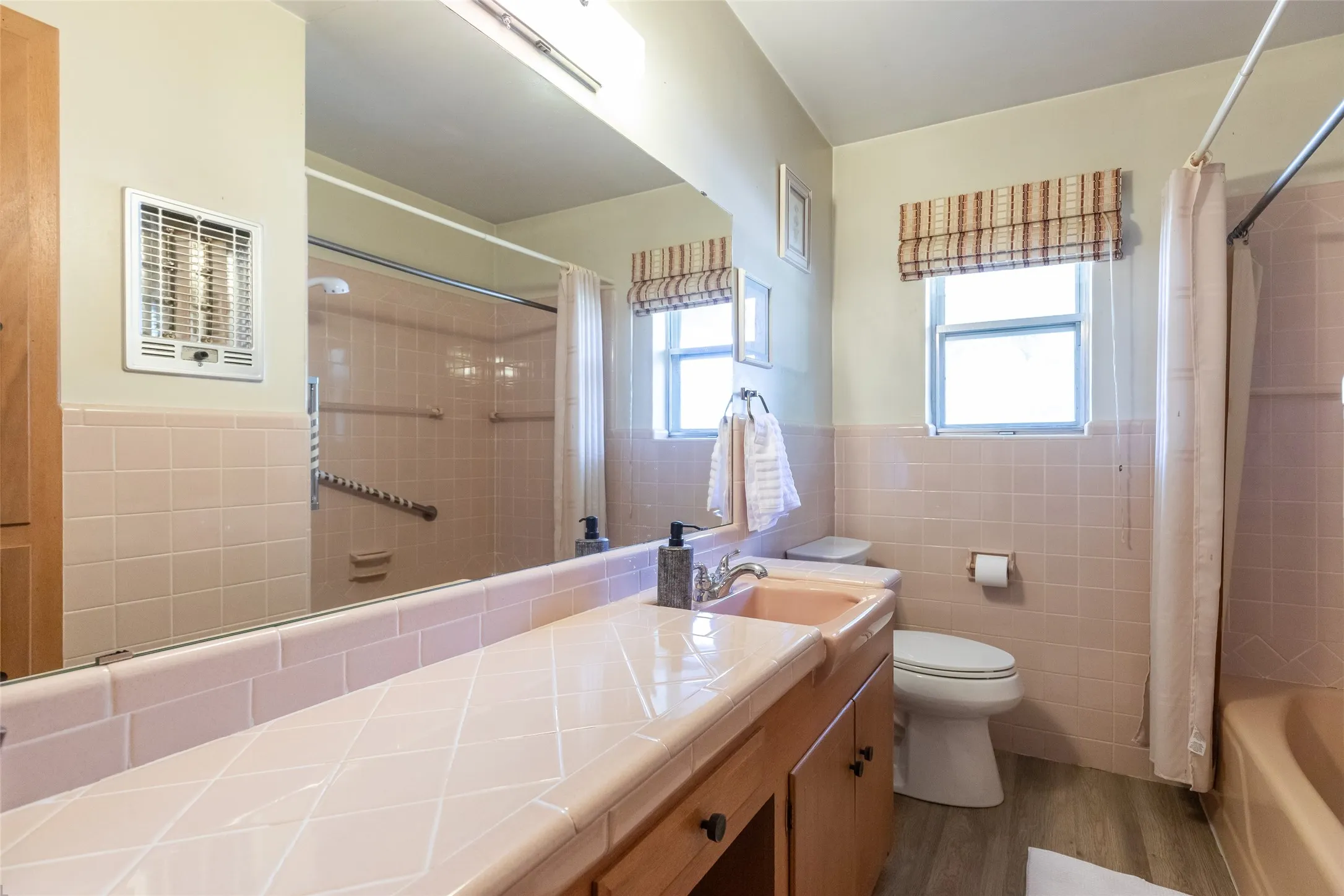 Single Family Residence For Rent in Taylor County , 2609 Madison Avenue, Abilene, Texas 79601, 3 Bedroom, 2 Bathroom, 2 Garage spaces, 1,788 Sqft, built in 1962, mls#21406796, Real Estate Agent in Abilene, Homes For Rent in Taylor county, Homes For Rent in Abilene, Realtor in Abilene Texas, Real Estate Brokerage Independent Realty Texas, Luminita Cordes Realtor
