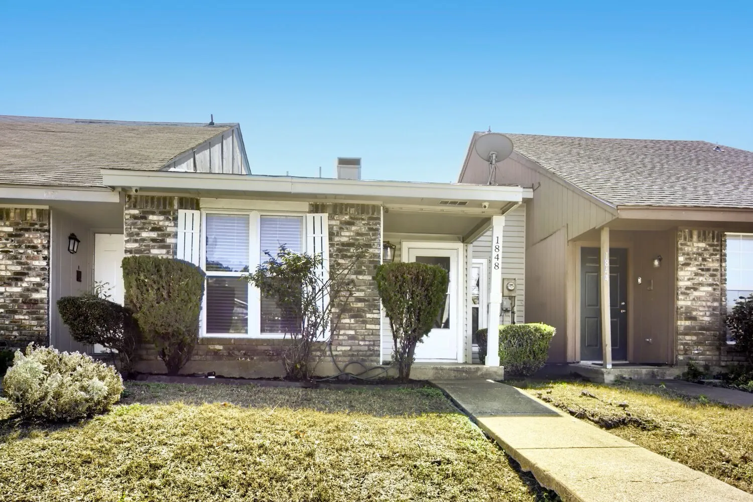 Townhouse For Sale